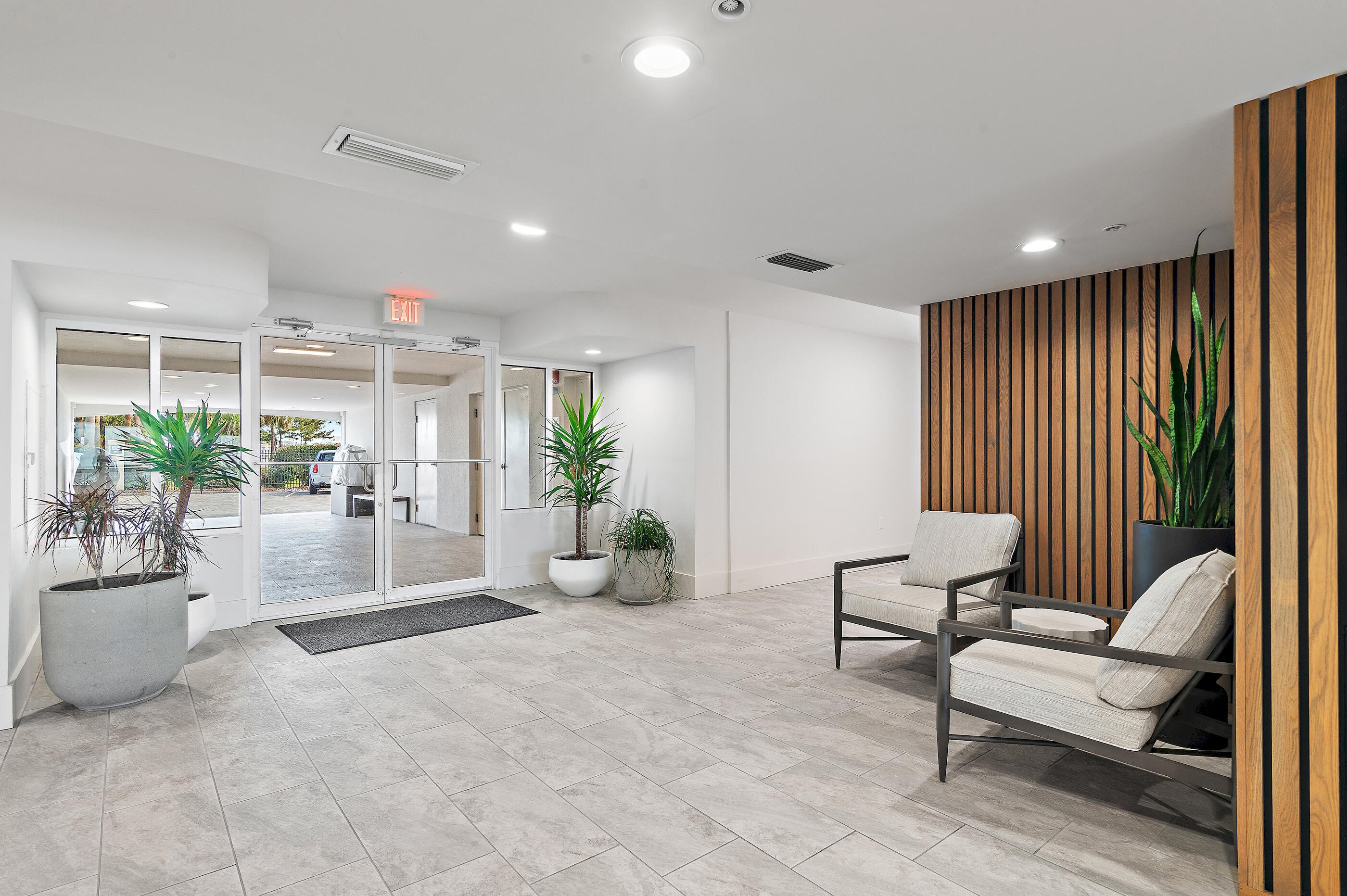 WATERVIEW TOWERS PH 2 - Residential