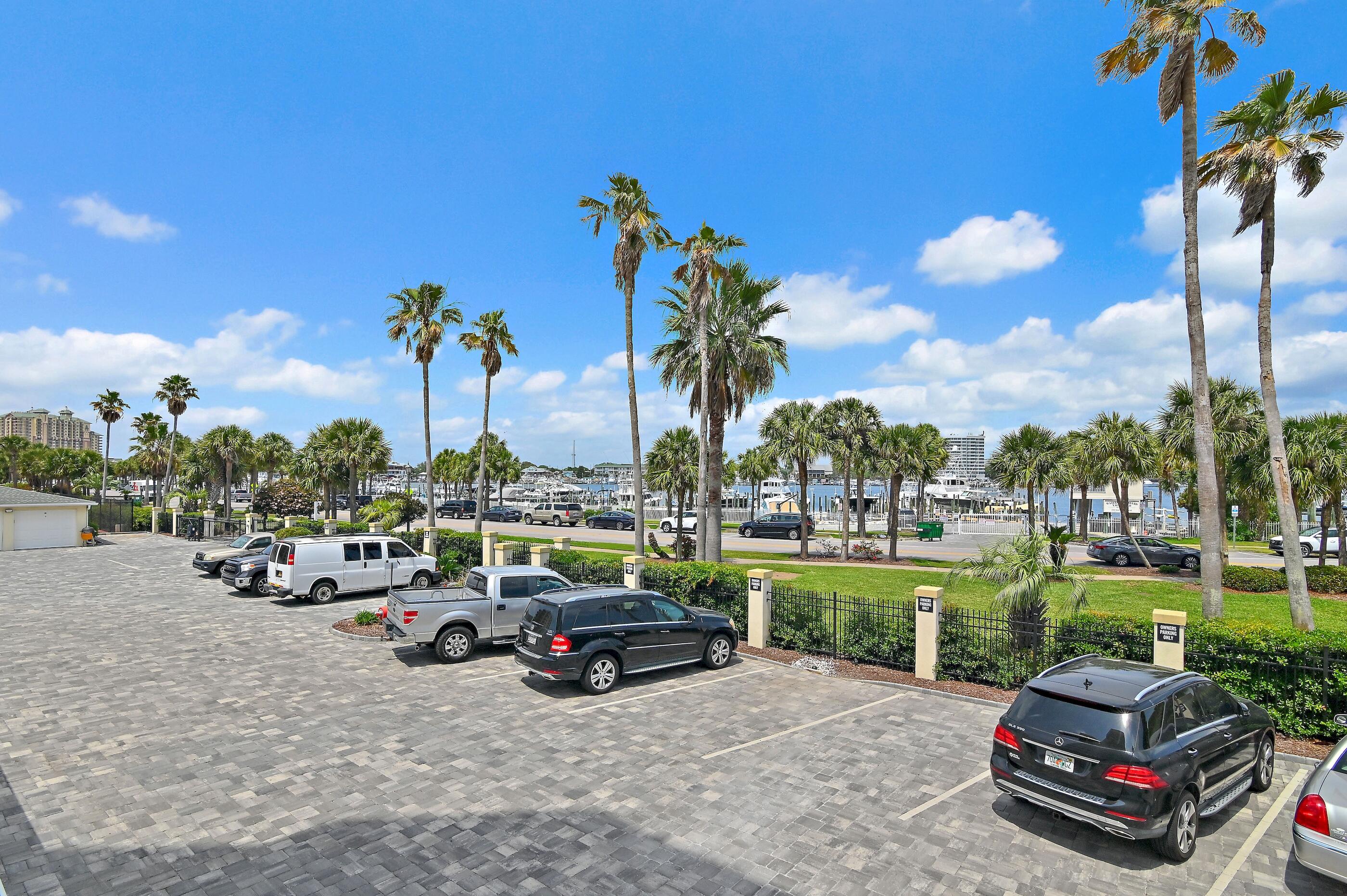 WATERVIEW TOWERS PH 2 - Residential