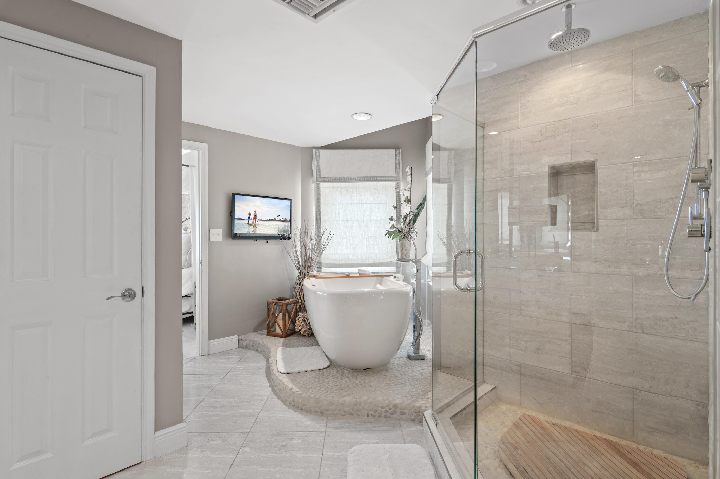 WATERVIEW TOWERS PH 2 - Residential