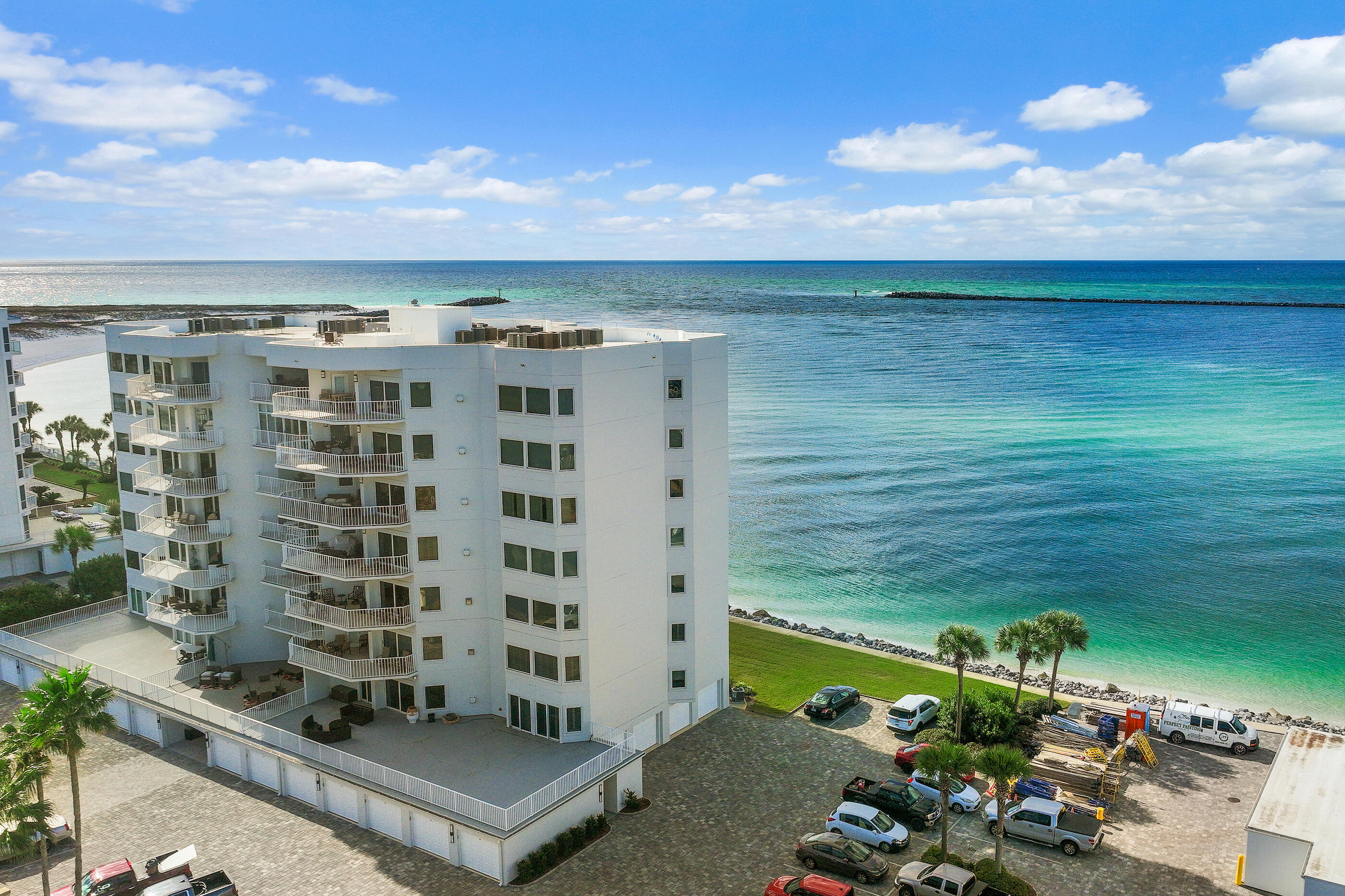 WATERVIEW TOWERS PH 2 - Residential