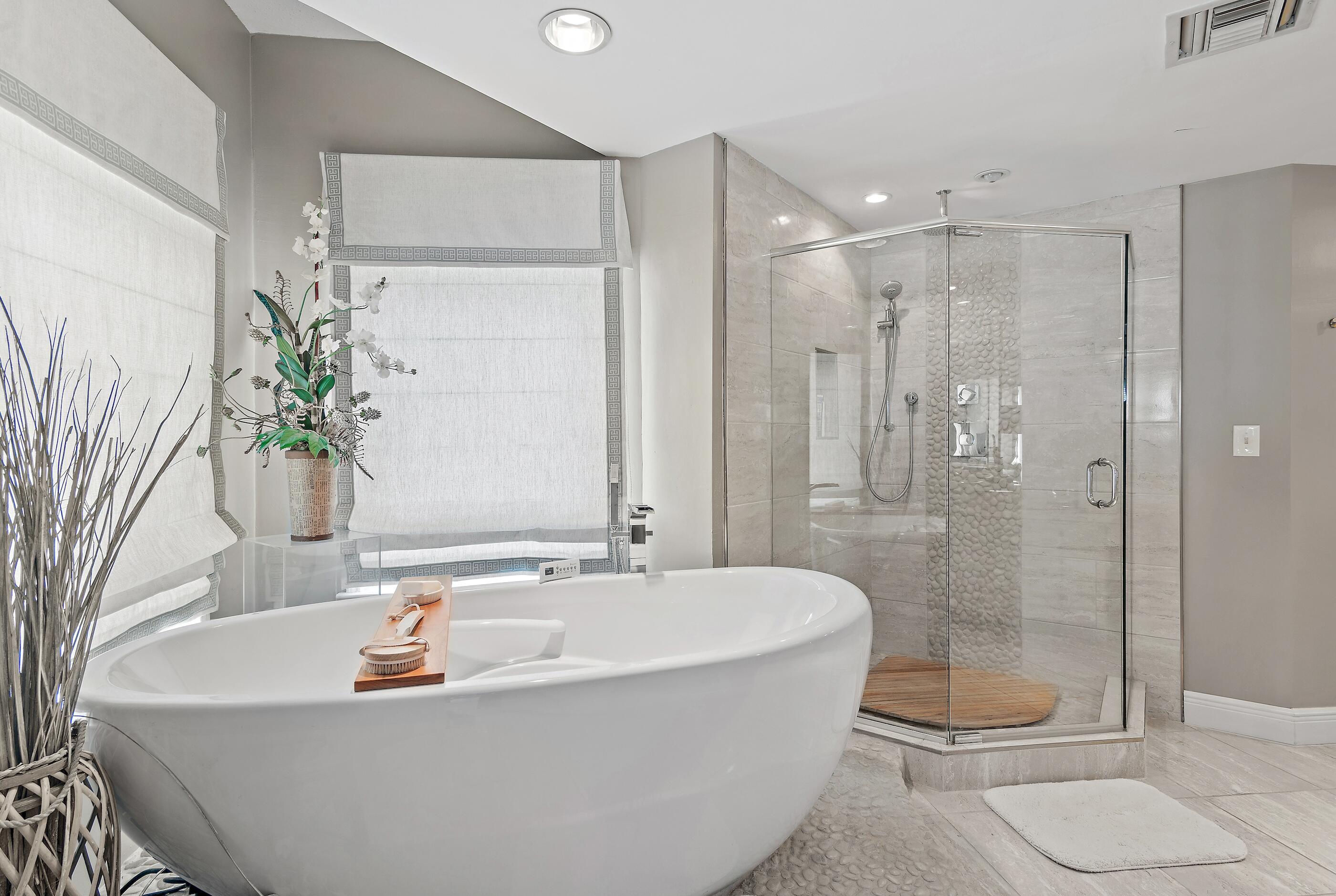 WATERVIEW TOWERS PH 2 - Residential