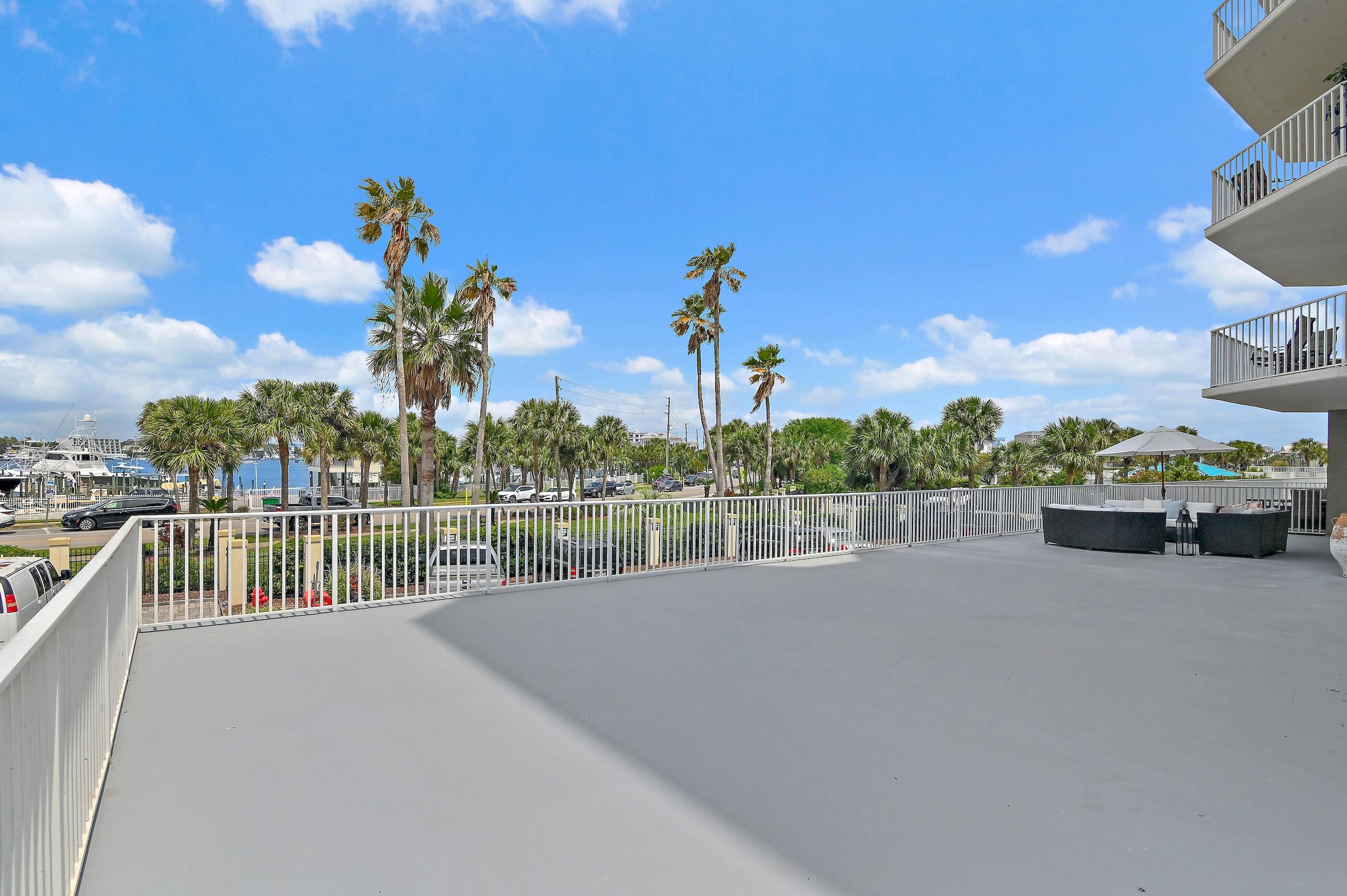 WATERVIEW TOWERS PH 2 - Residential