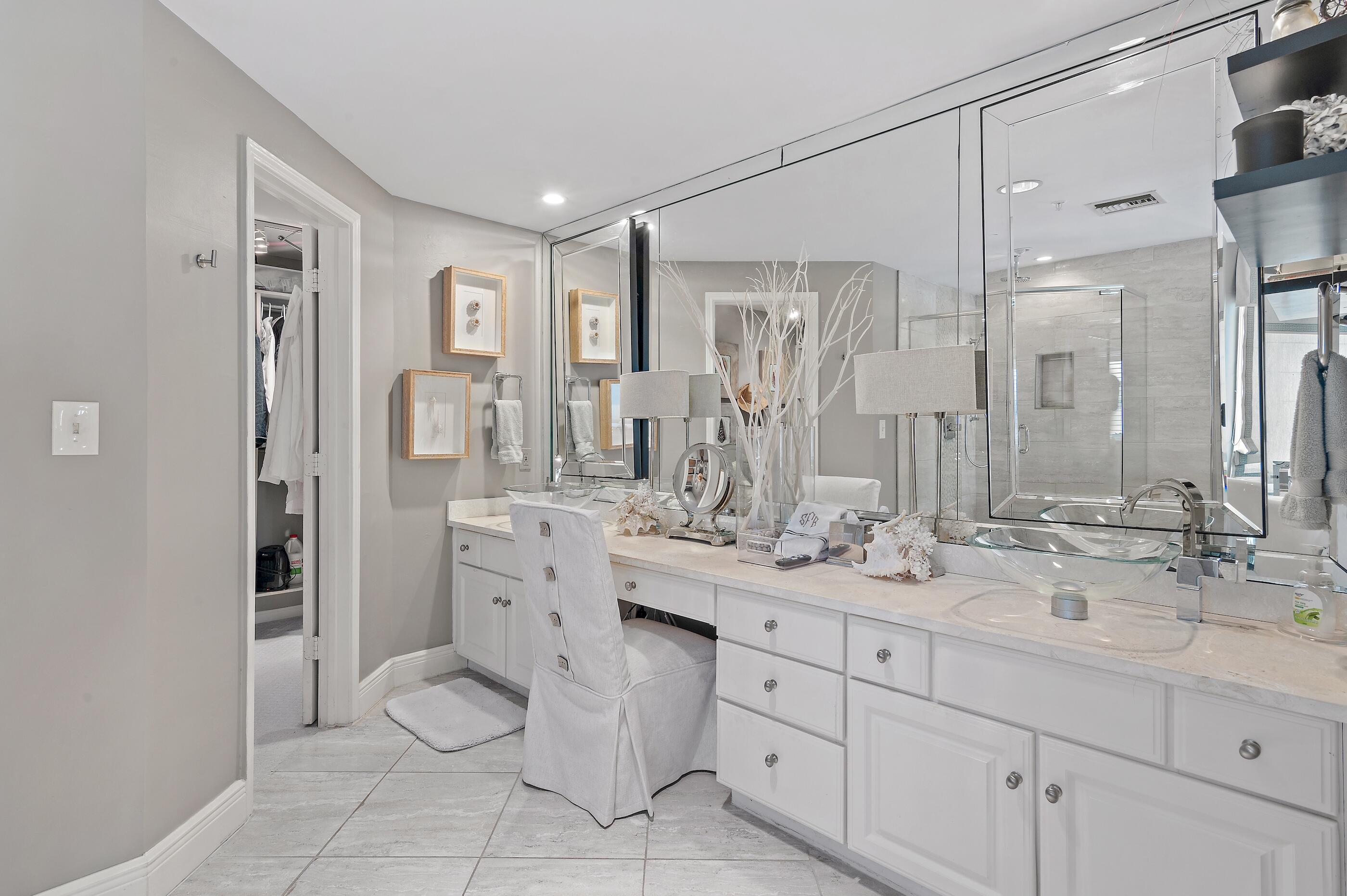 WATERVIEW TOWERS PH 2 - Residential