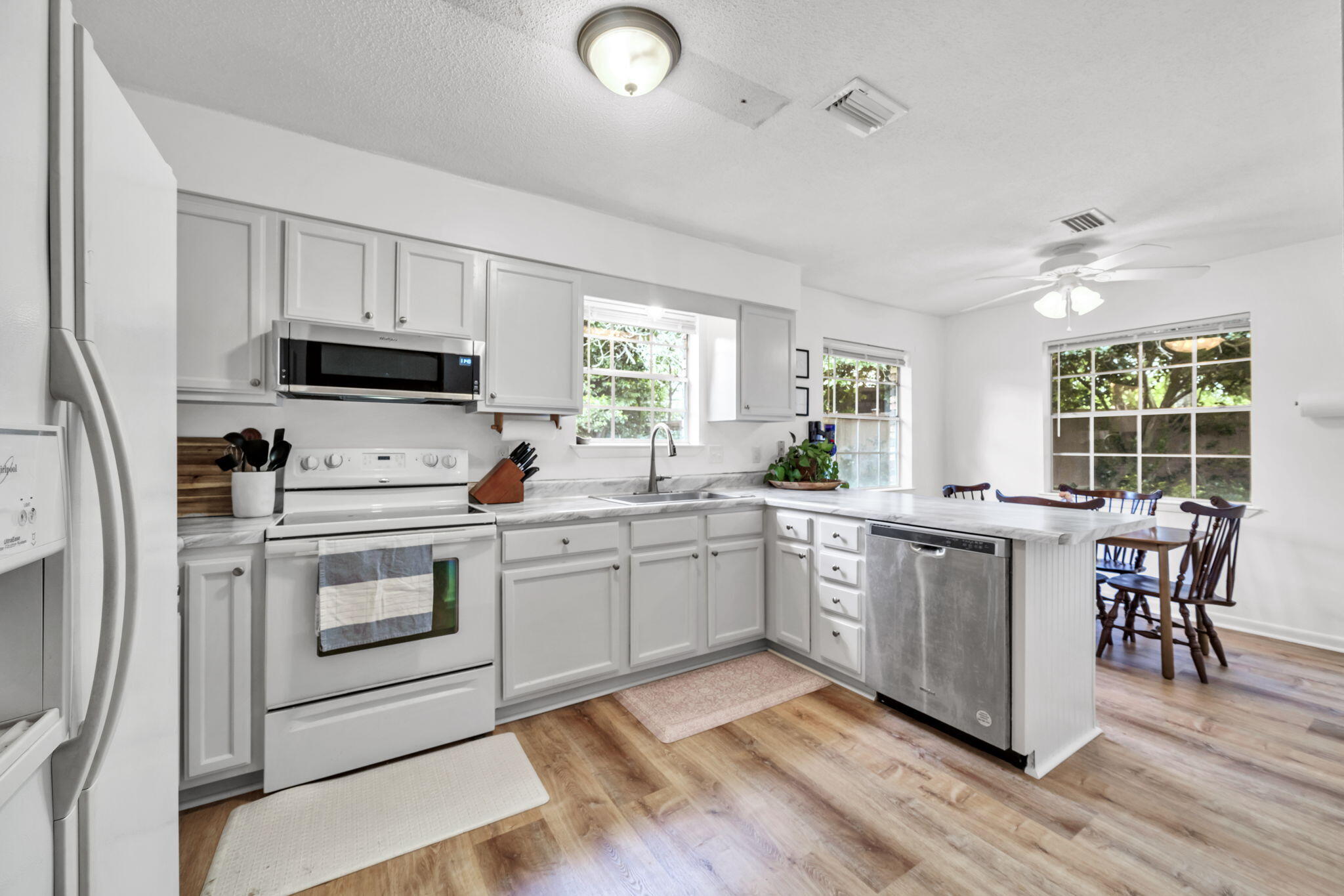 TANGLEWOOD S/D 1ST ADDN - Residential