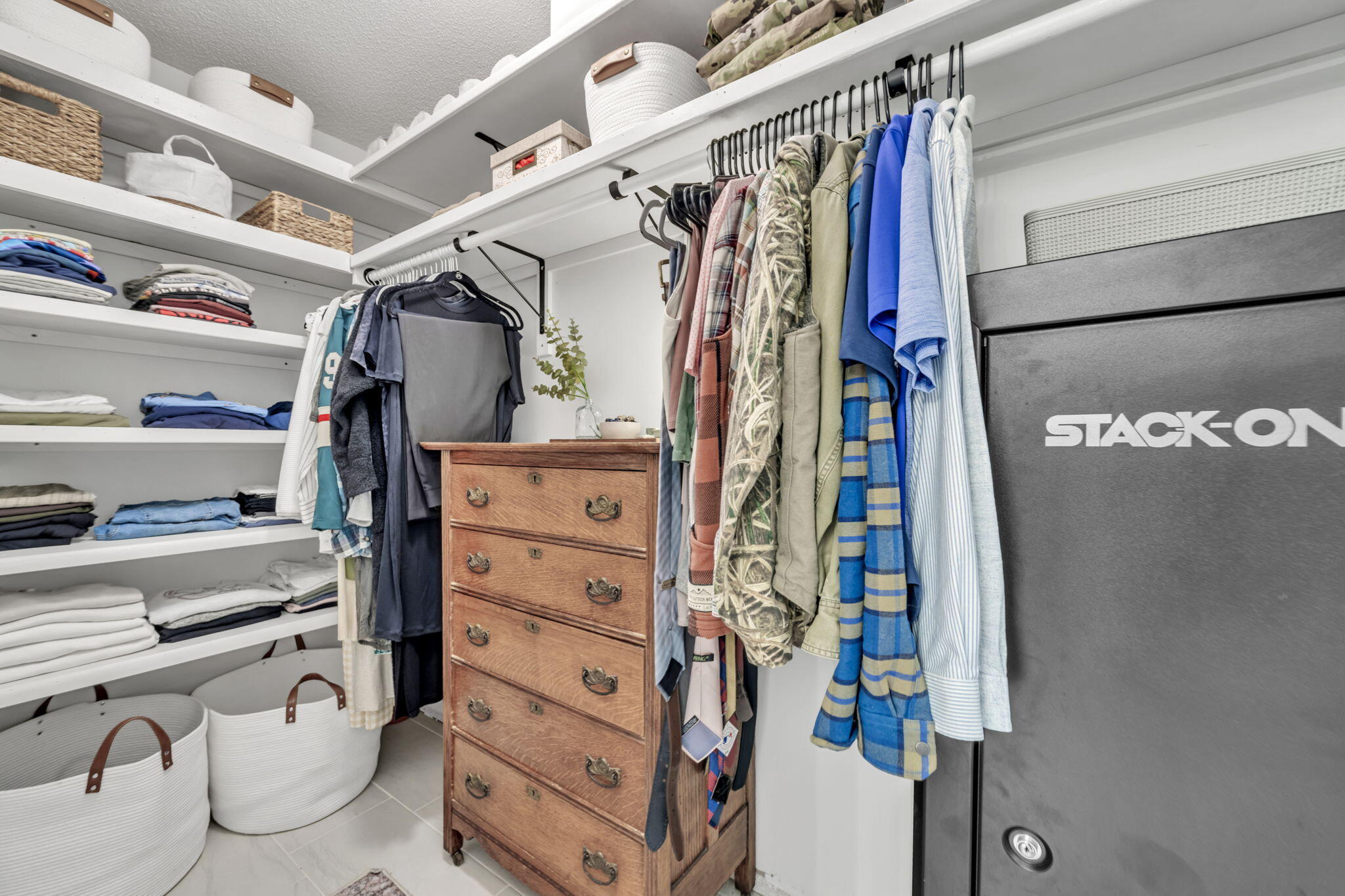 TANGLEWOOD S/D 1ST ADDN - Residential