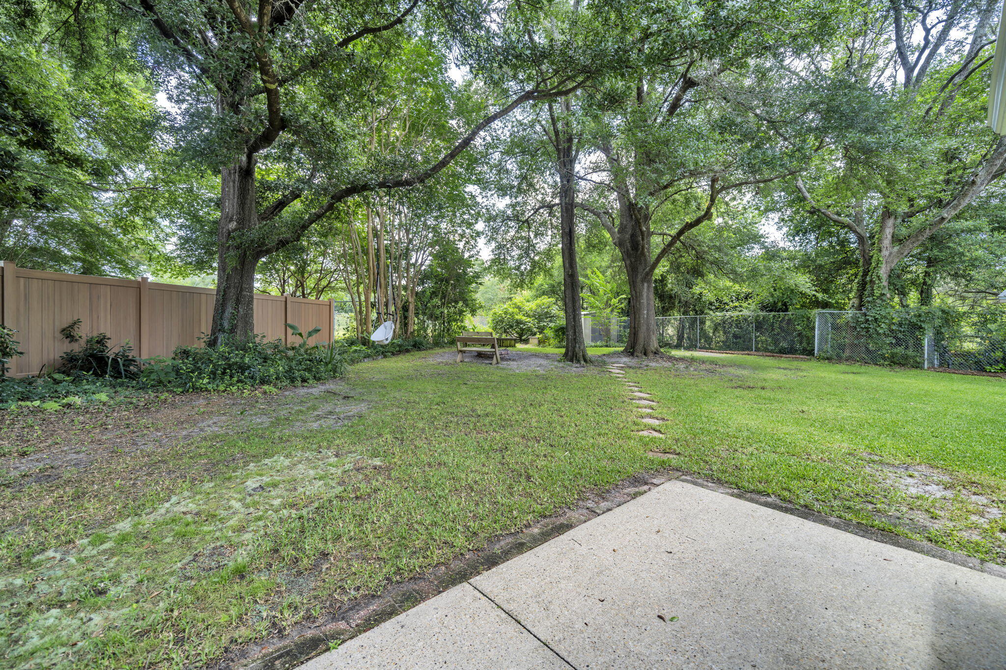 TANGLEWOOD S/D 1ST ADDN - Residential
