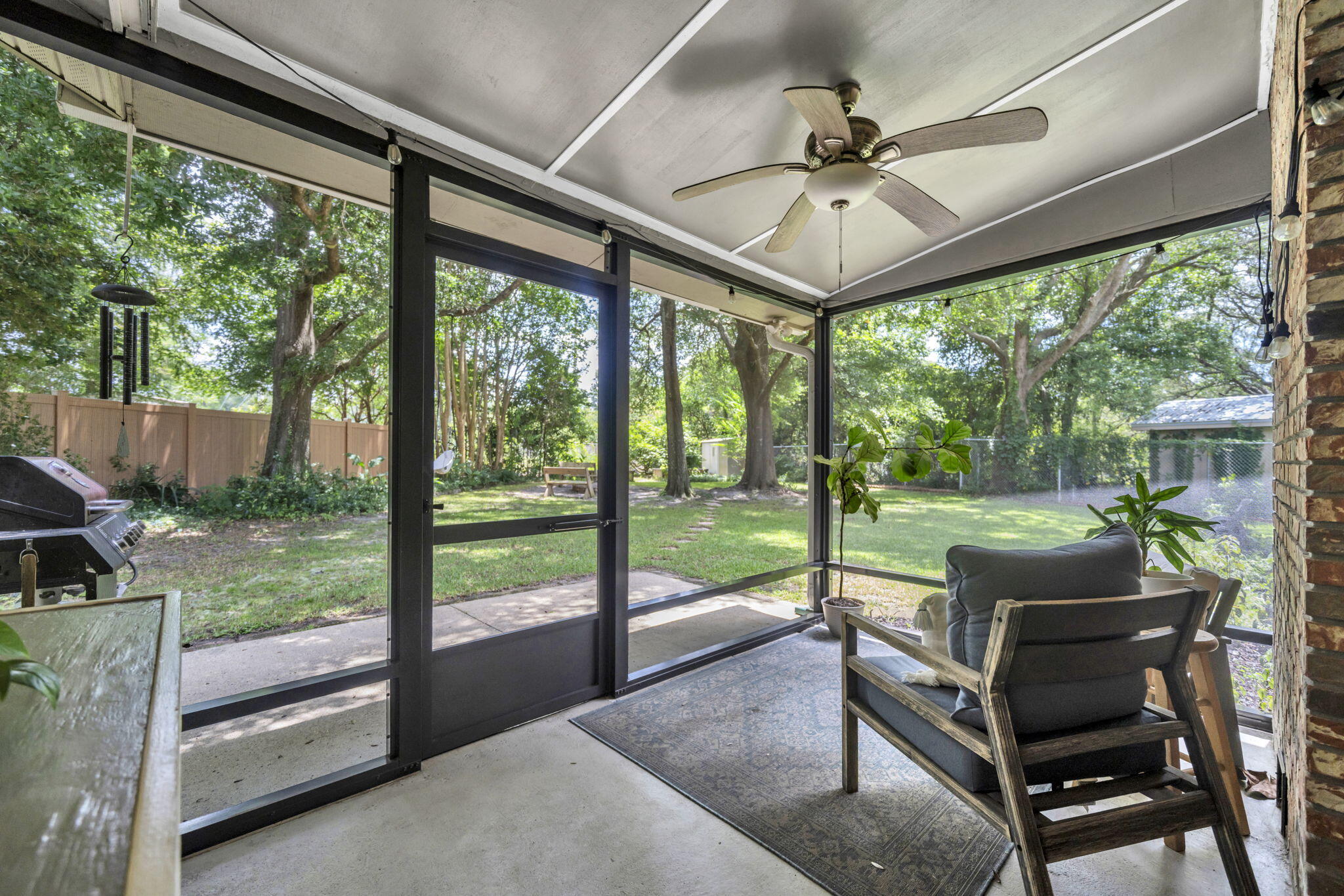 TANGLEWOOD S/D 1ST ADDN - Residential