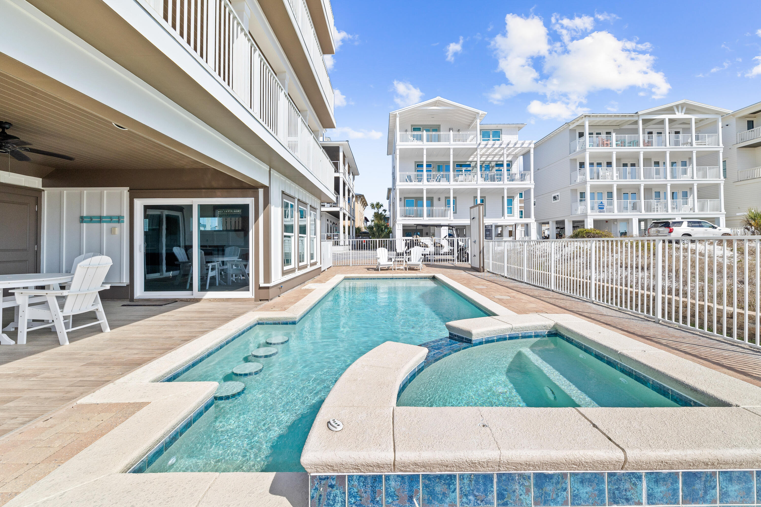 GRAYTON BEACH - Residential