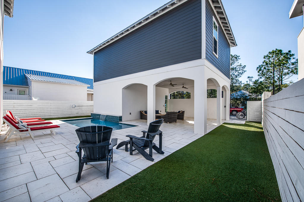 GULF SHORE MANOR - Residential