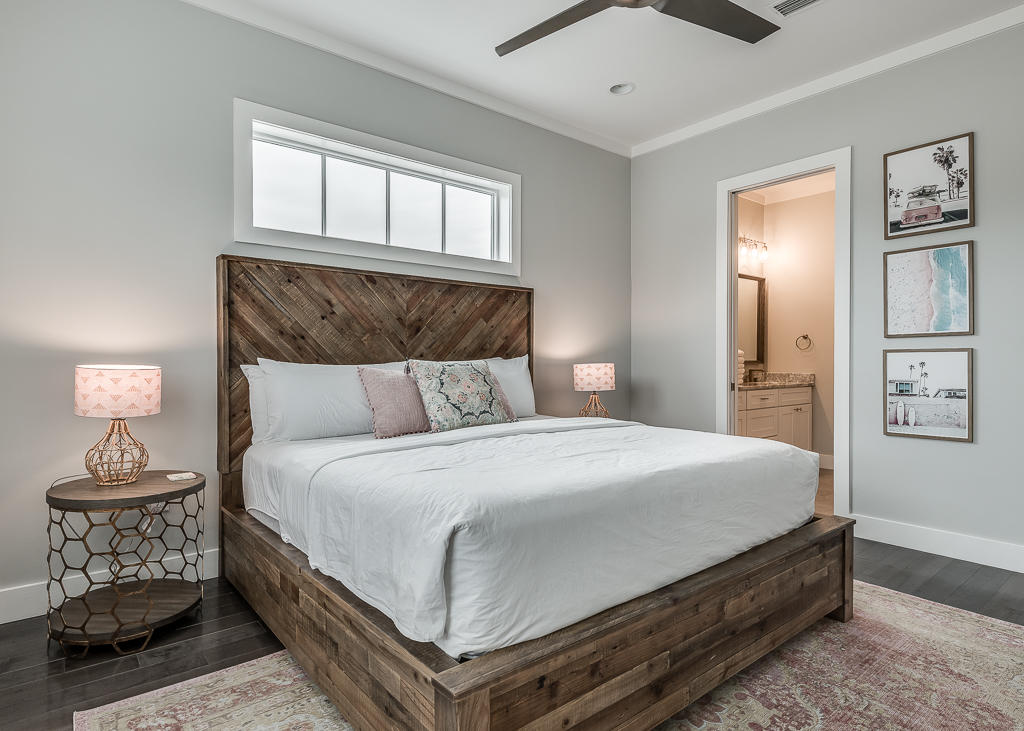 GULF SHORE MANOR - Residential