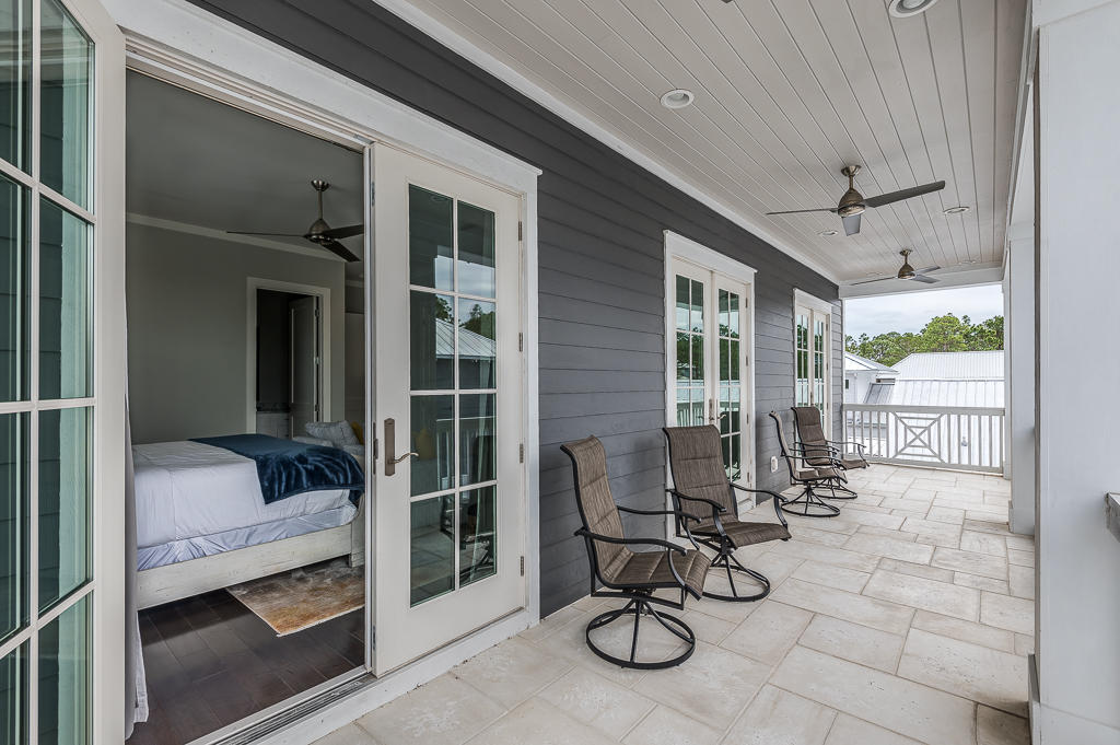GULF SHORE MANOR - Residential