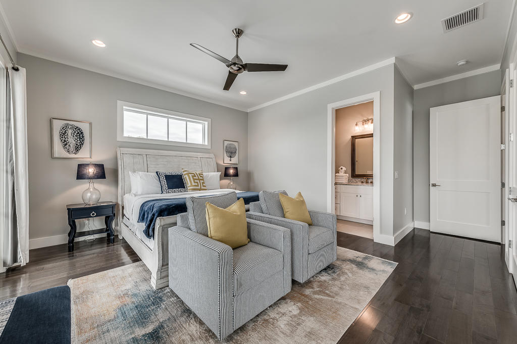 GULF SHORE MANOR - Residential