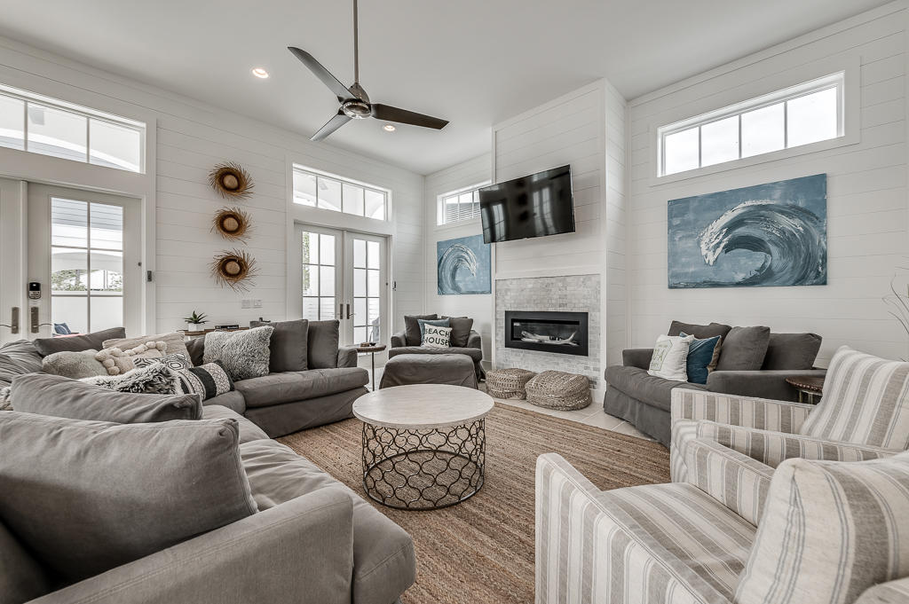GULF SHORE MANOR - Residential