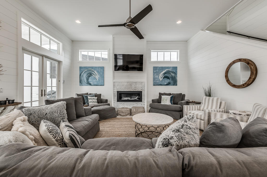 GULF SHORE MANOR - Residential