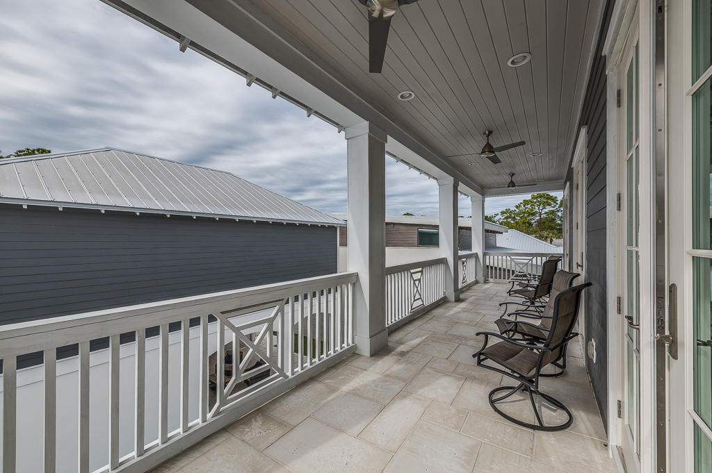 GULF SHORE MANOR - Residential