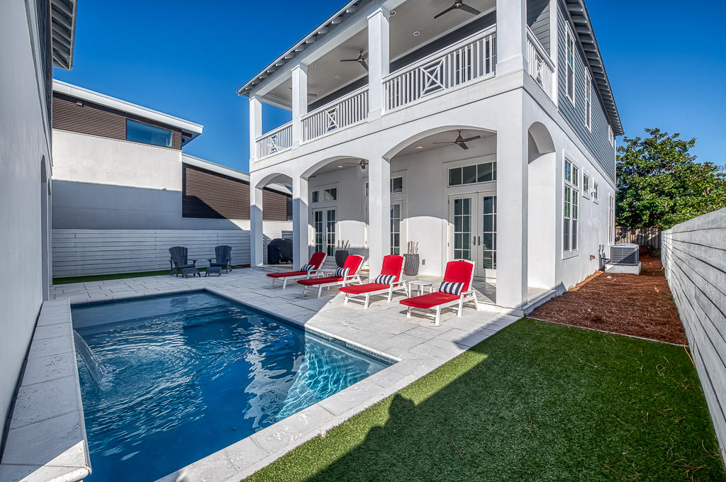 GULF SHORE MANOR - Residential