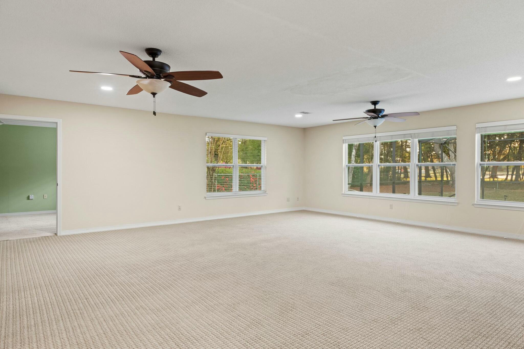 LAKE LORRAINE ESTATES 3 - Residential
