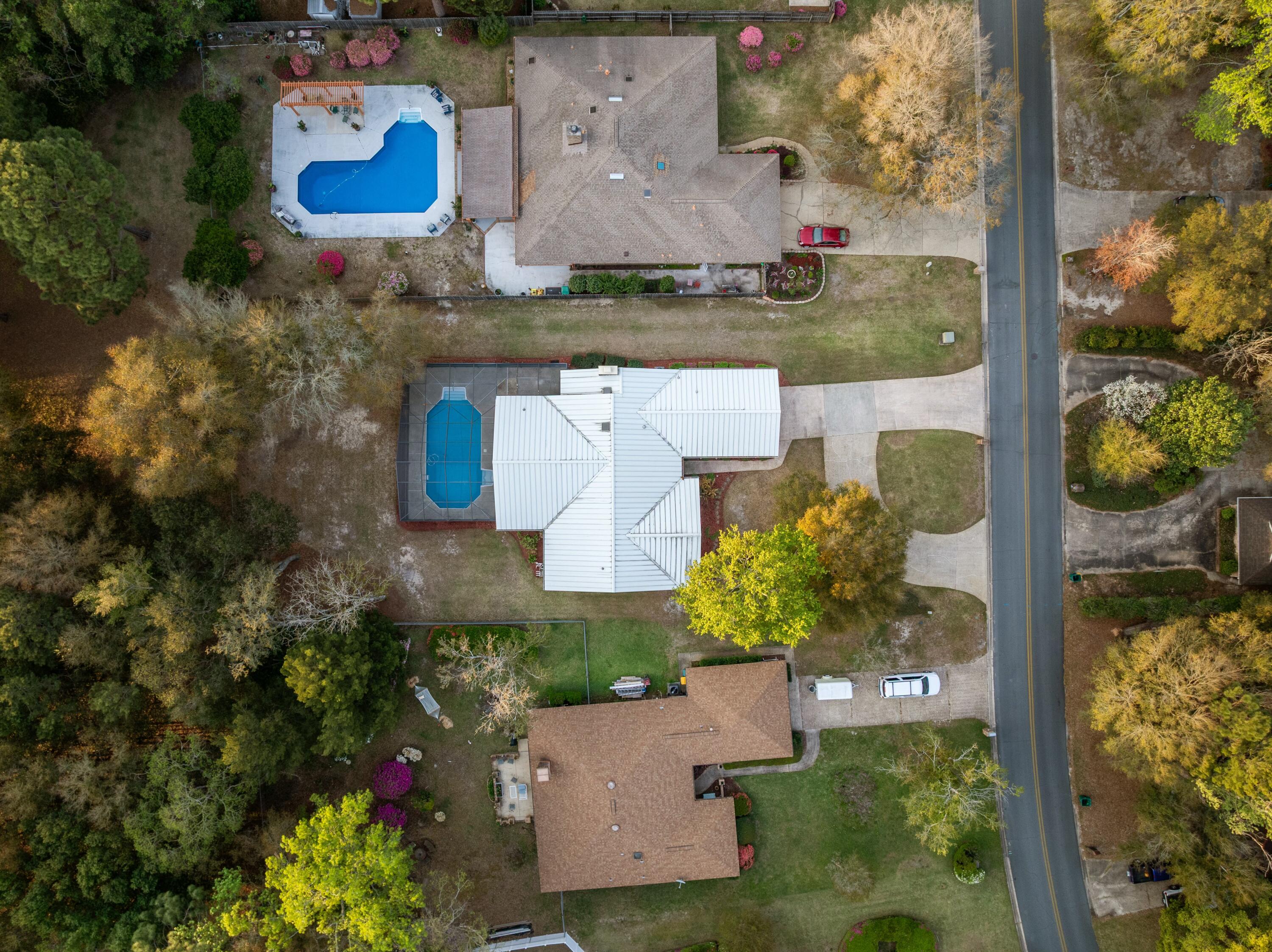 LAKE LORRAINE ESTATES 3 - Residential