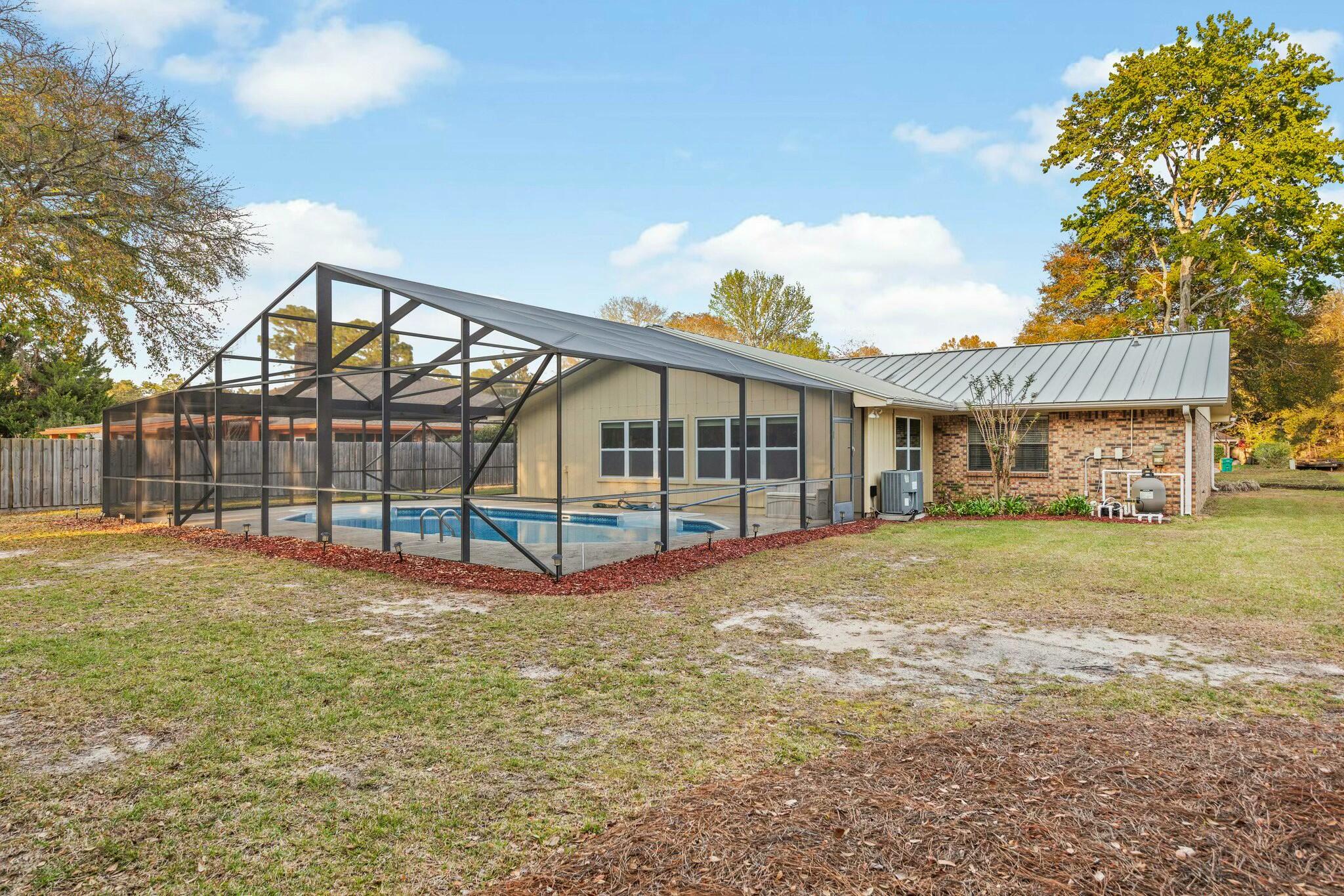 LAKE LORRAINE ESTATES 3 - Residential