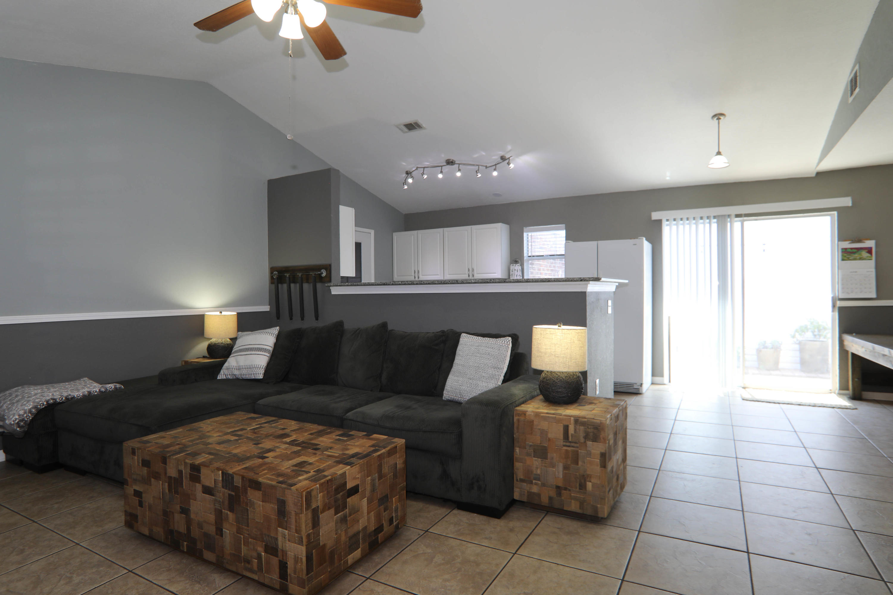 INDIAN OAKS 1ST ADDN - Residential