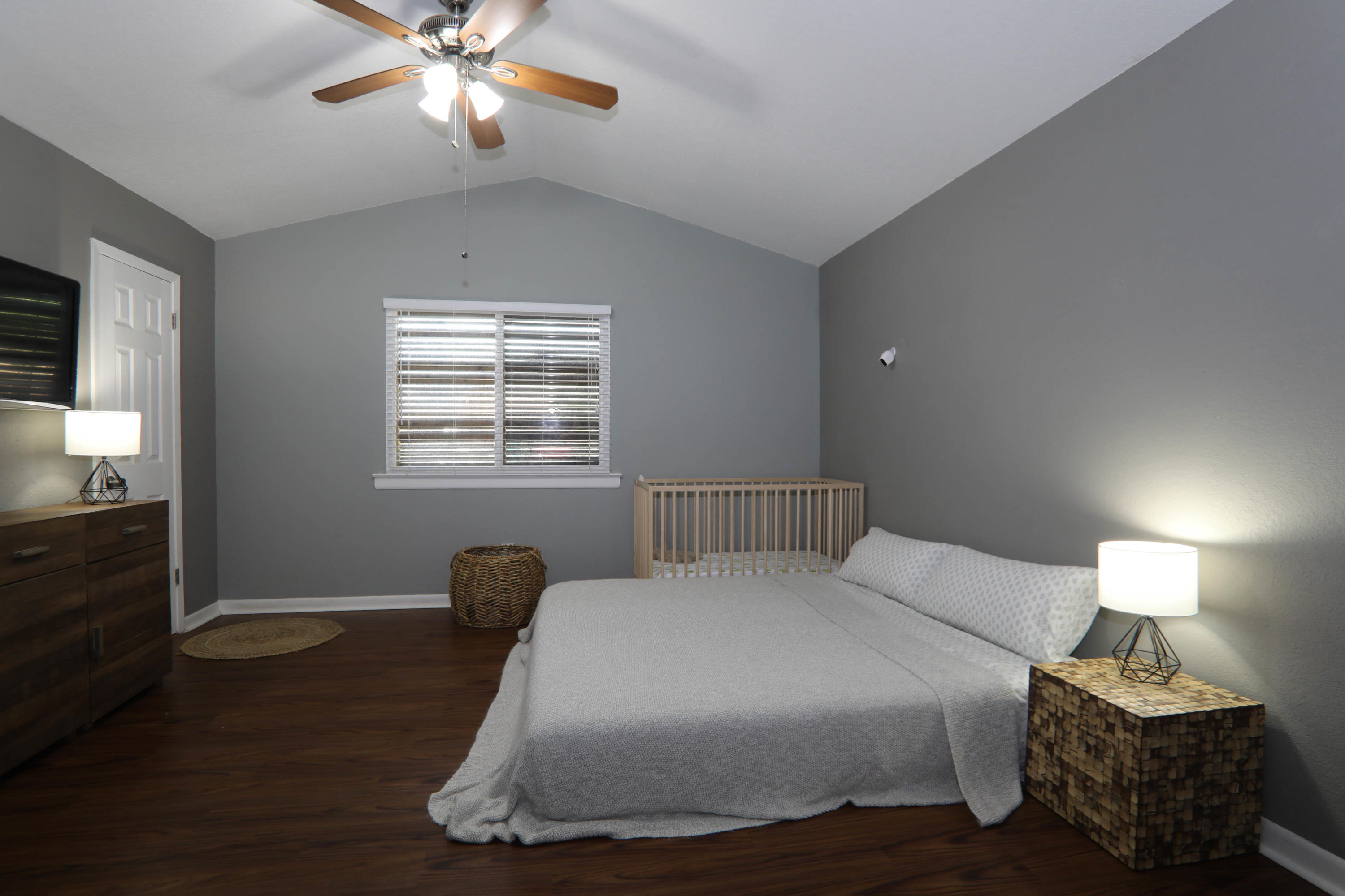 INDIAN OAKS 1ST ADDN - Residential