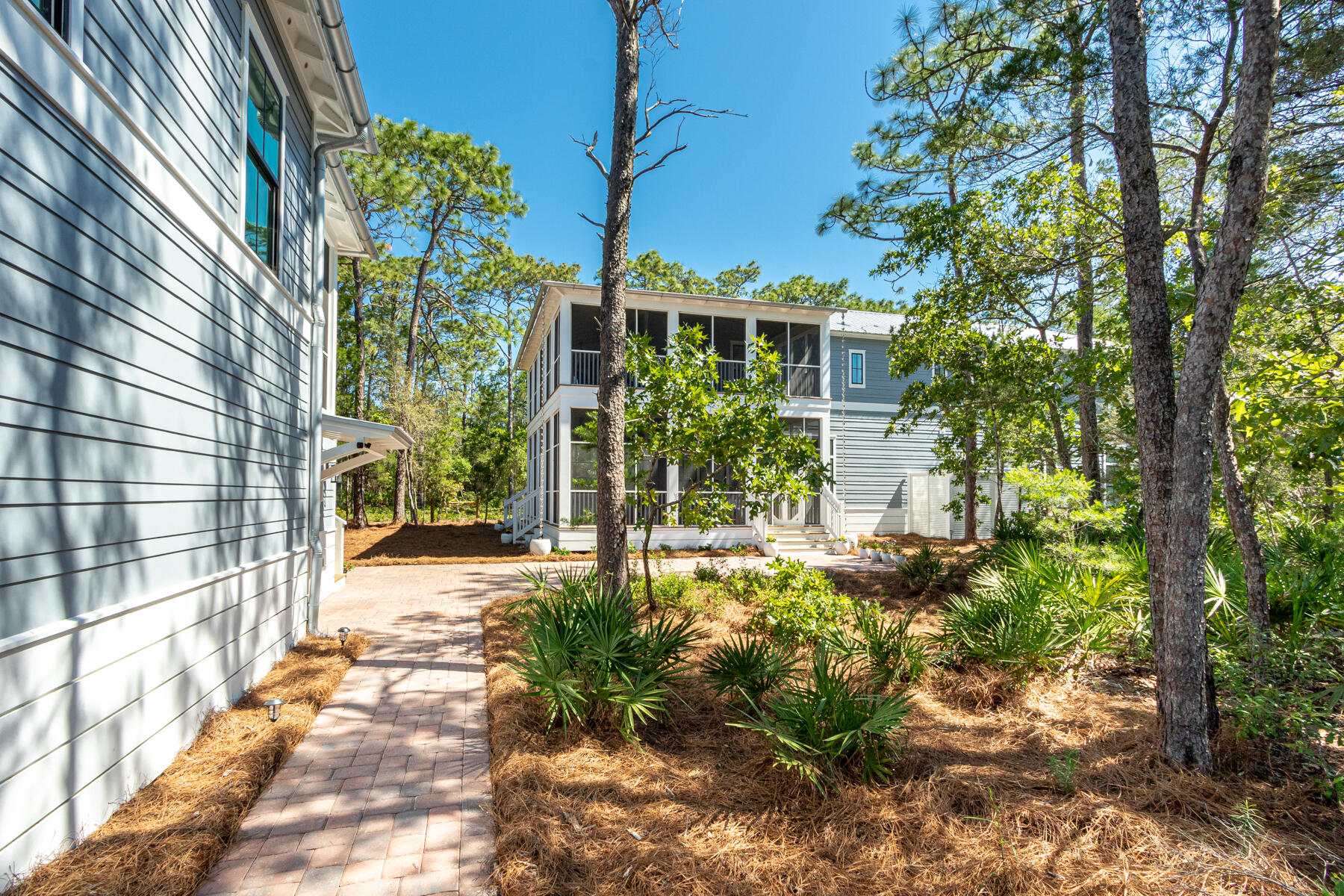 MAGNOLIA COTTAGES - Residential