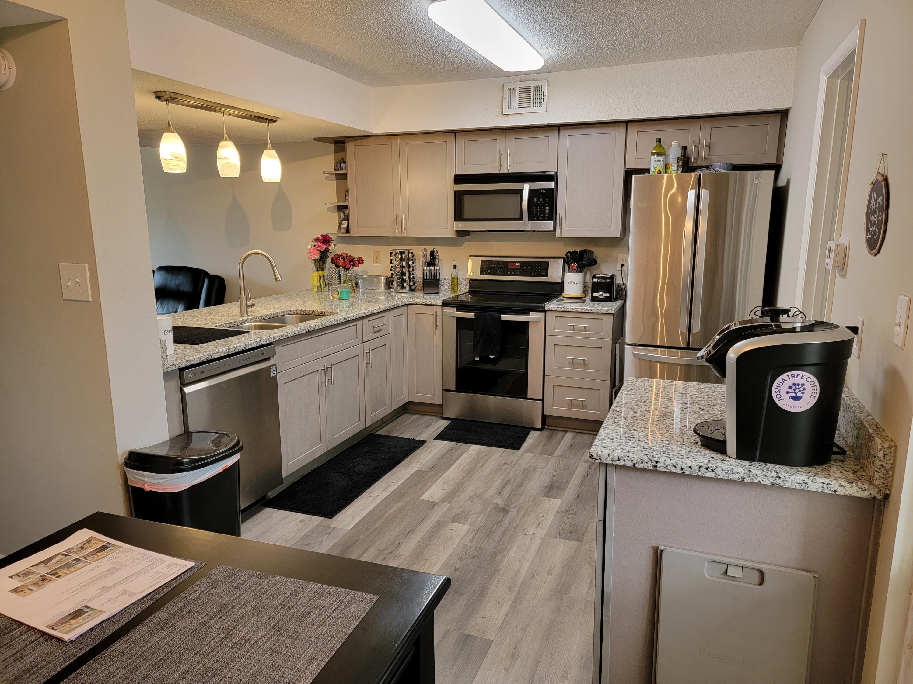 VIKING MANOR PH 1 - Residential