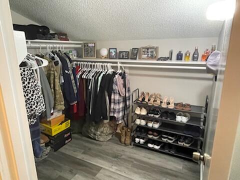 VIKING MANOR PH 1 - Residential