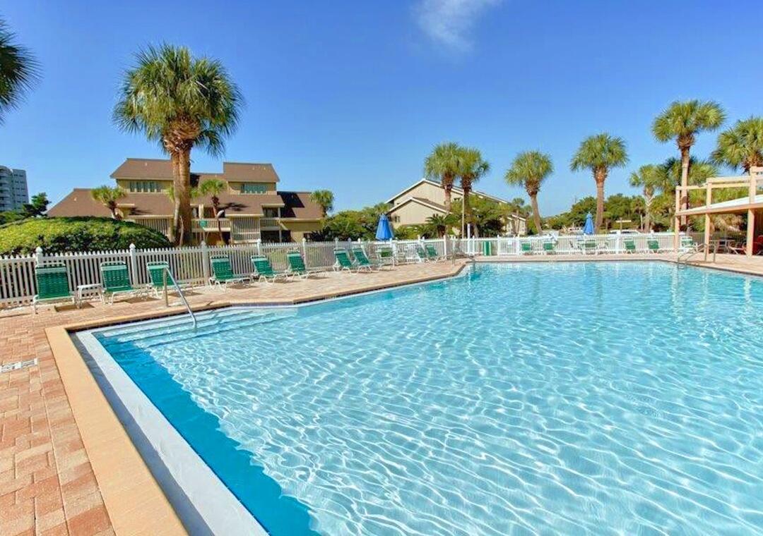 SEASCAPE CONDO GARDEN VILLA - Residential