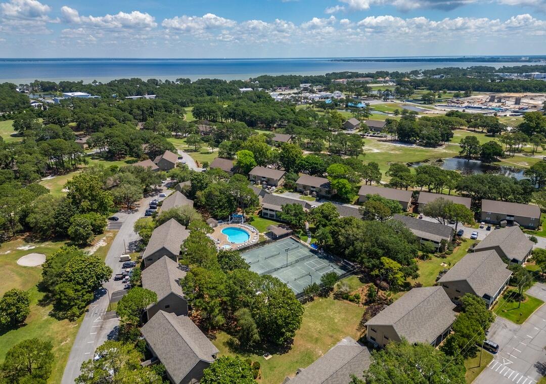 SEASCAPE CONDO GARDEN VILLA - Residential