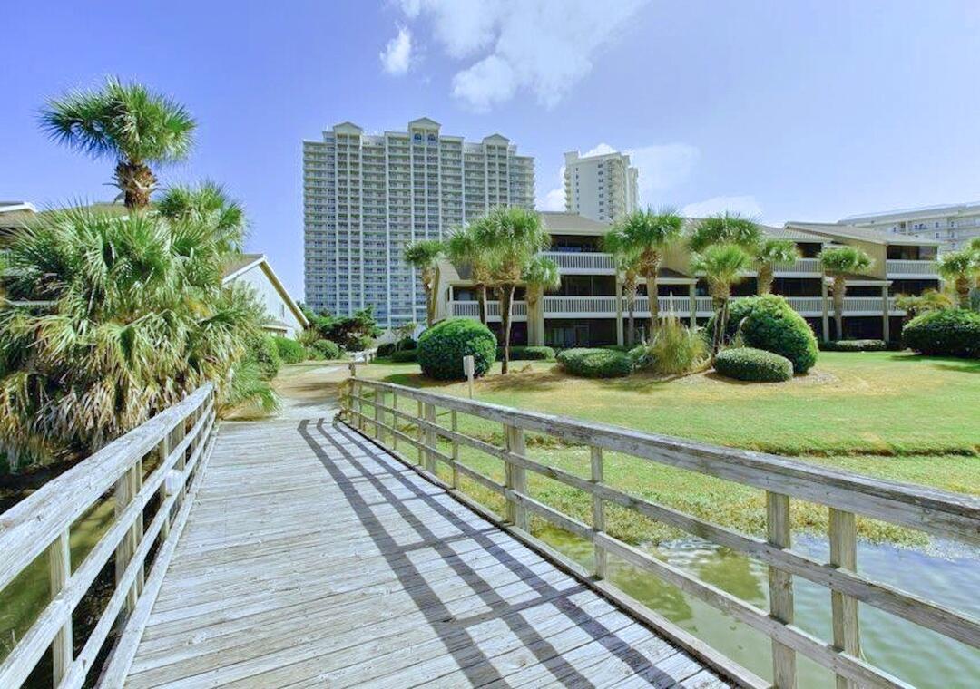 SEASCAPE CONDO GARDEN VILLA - Residential