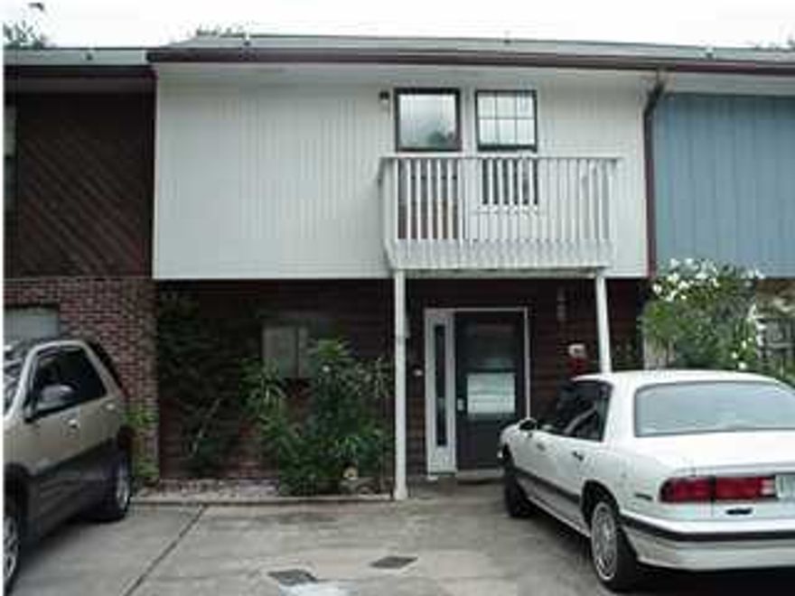 Great location to both bases and schools. French doors that lead out to a Florida room and a little yard. Half bath down and 1 full upstairs. Seller to do short term rental as this be on a short sale in the near future. Must agree to show when and if that happens.