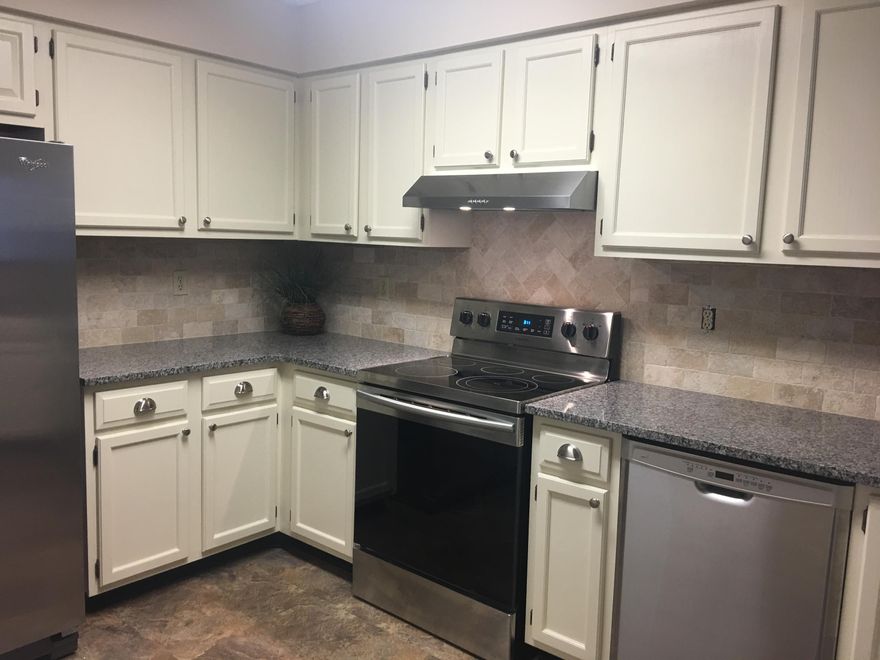 Newly renovated Garden Oaks unit.Second floor with private screened porch, that makes you feel like your in a tree house. New flooring throug out, new kitchen appliances, bathrooms updated, new toilets, new light fixtures. Washer and dryer included. A/C replaced May 2011. The condo docs can be reviewed in Okaloosa County Clerk of Courts Book 1281 pages 313-388