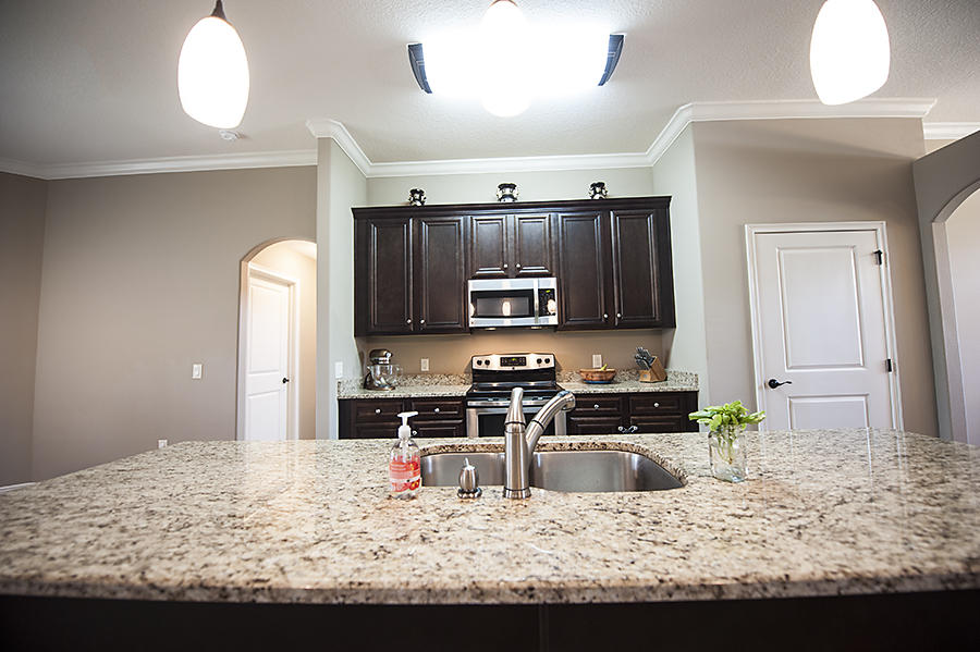 HOLLEY BY THE SEA - Residential