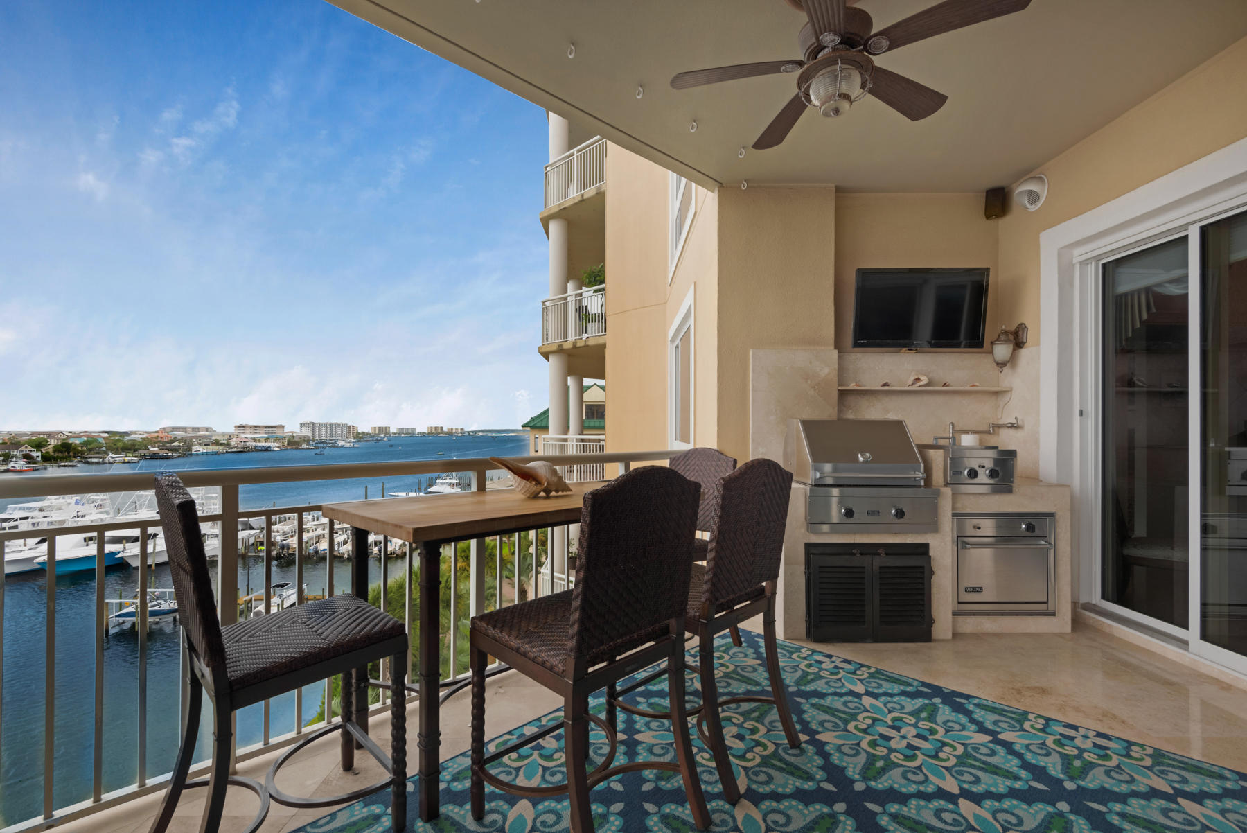 GRAND HARBOR - Residential