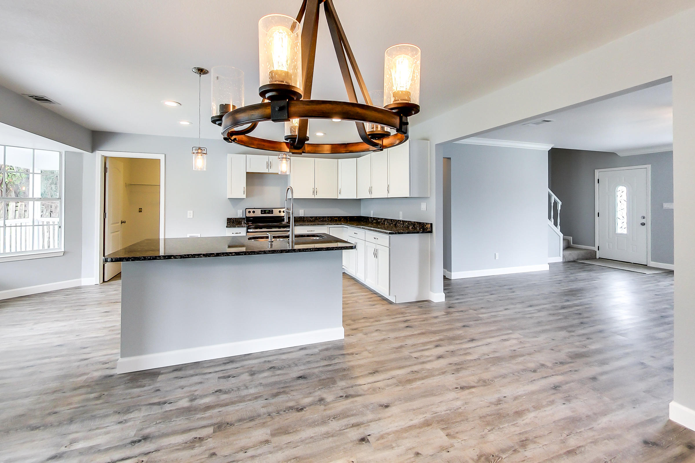 DOLPHIN ESTATES - Residential