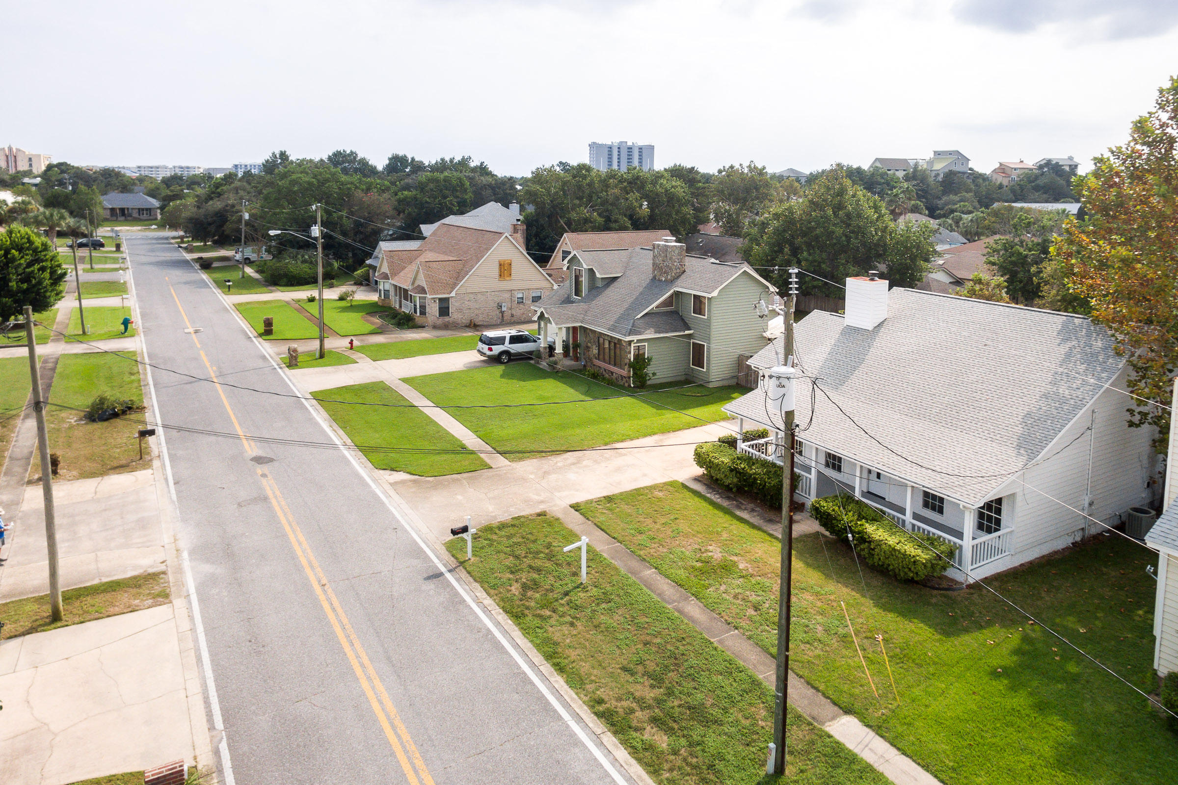 DOLPHIN ESTATES - Residential