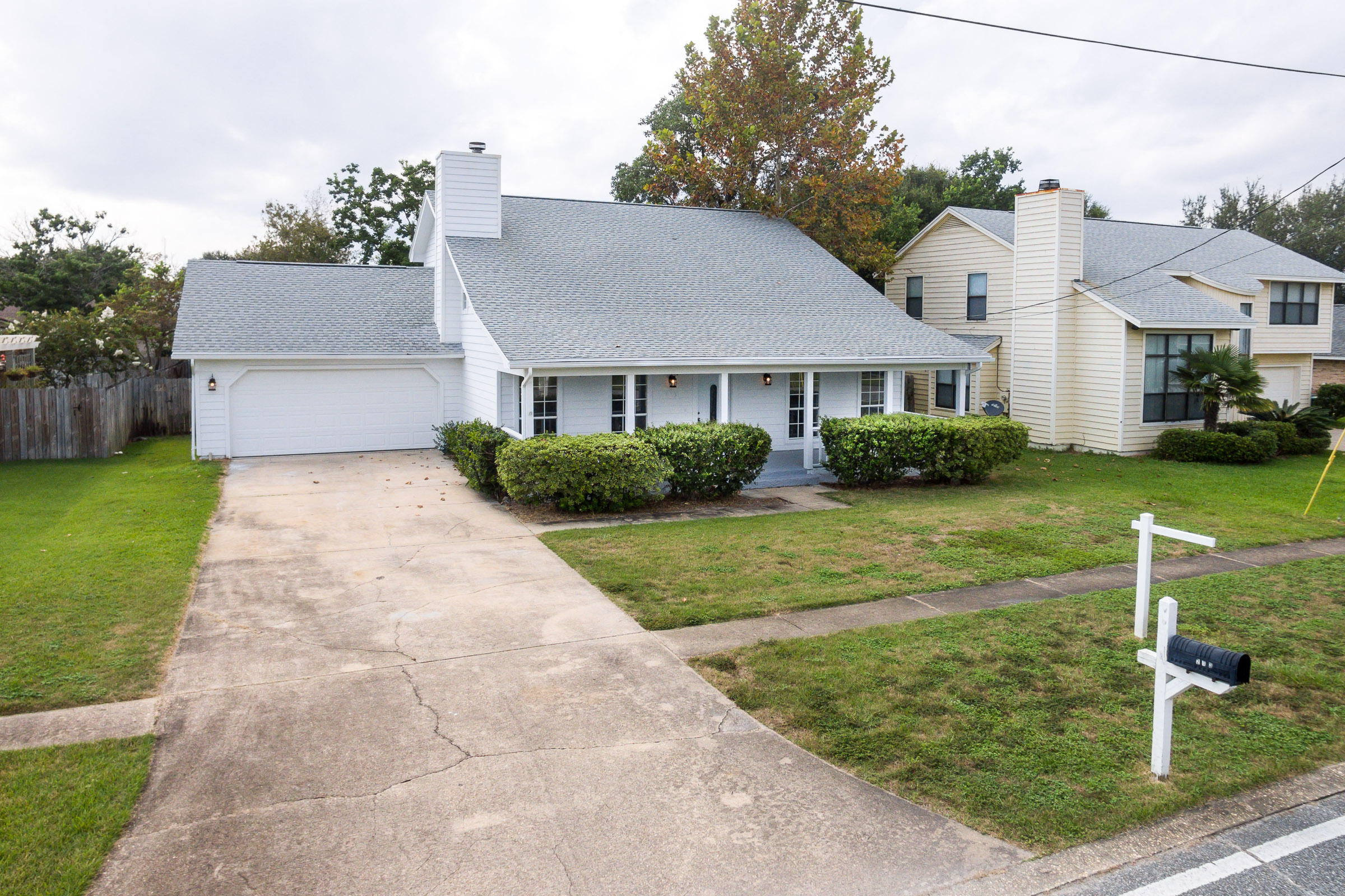 DOLPHIN ESTATES - Residential