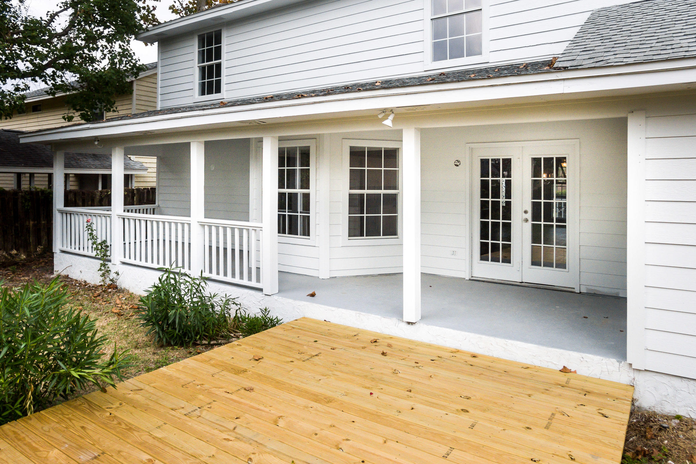 DOLPHIN ESTATES - Residential