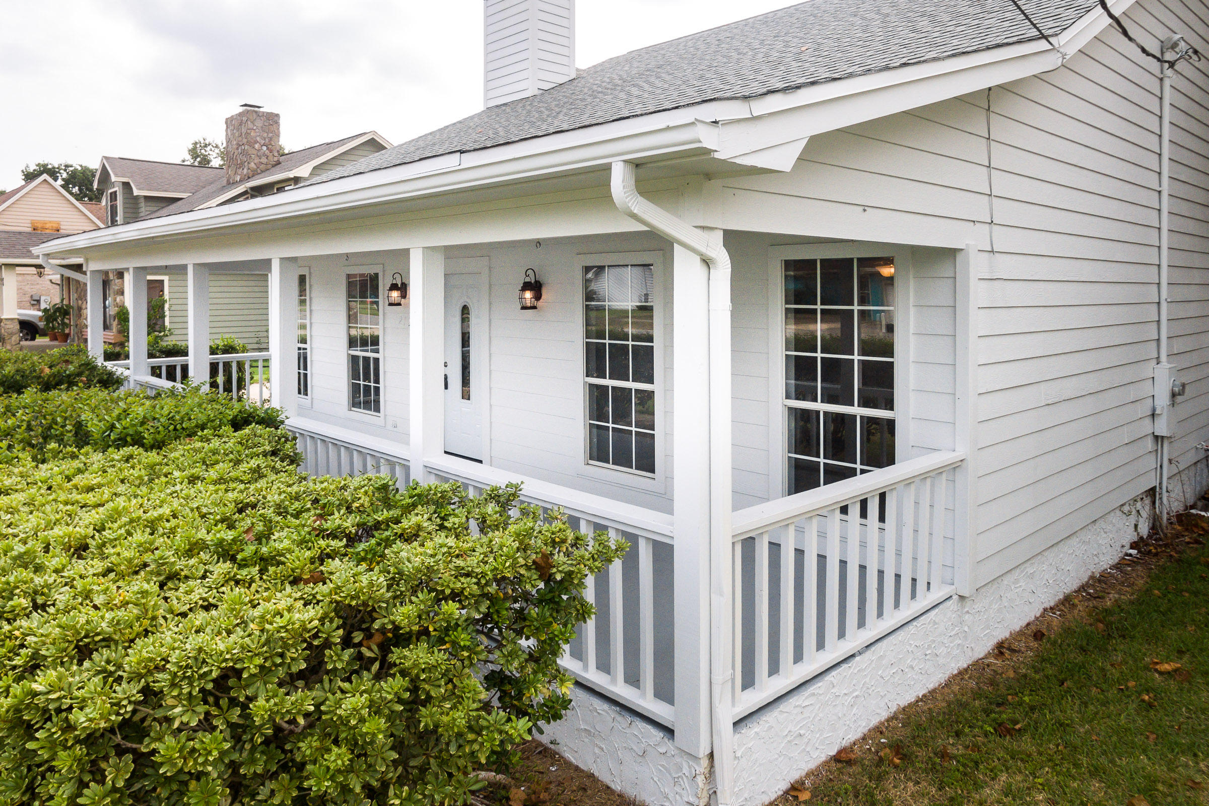 DOLPHIN ESTATES - Residential