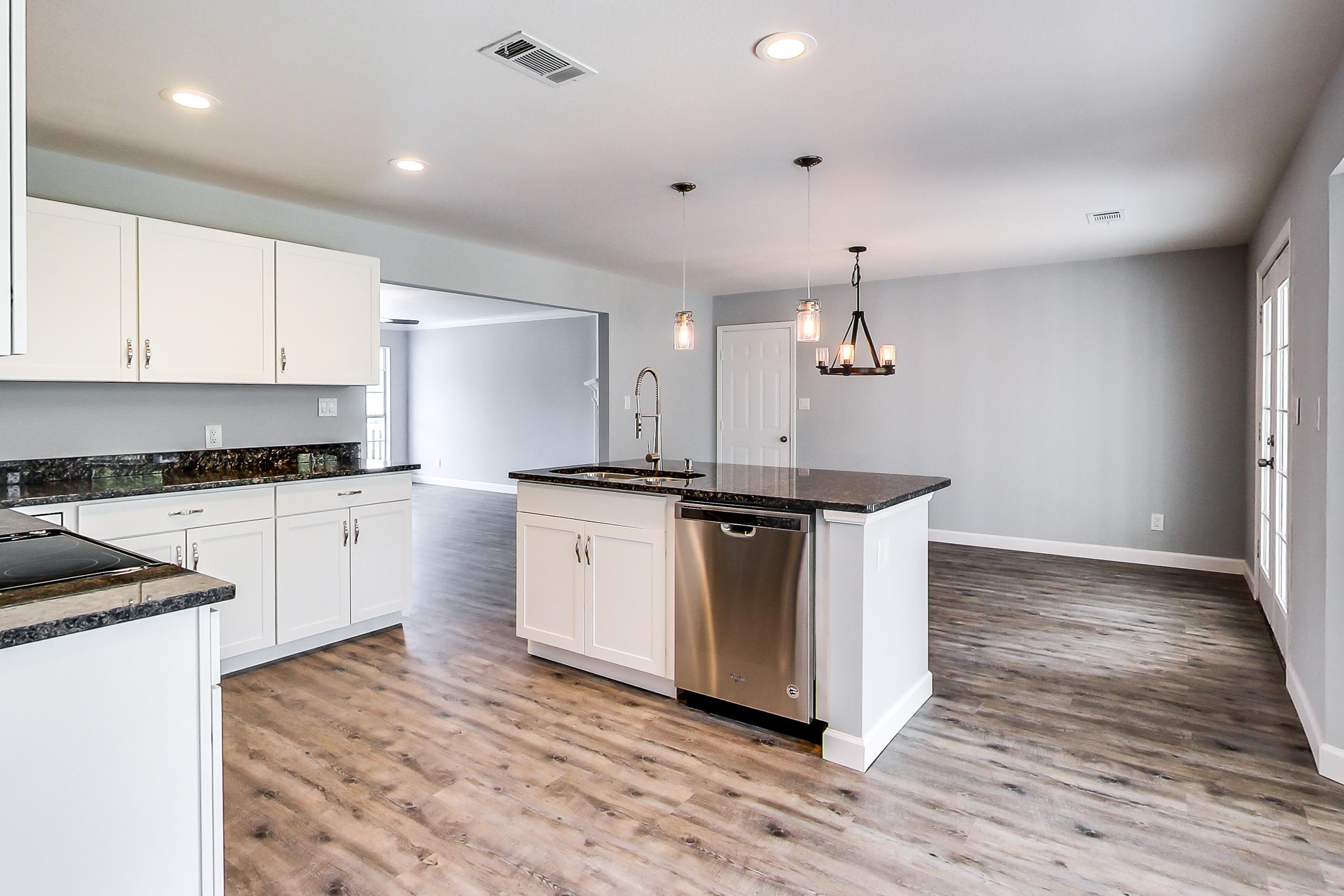 DOLPHIN ESTATES - Residential