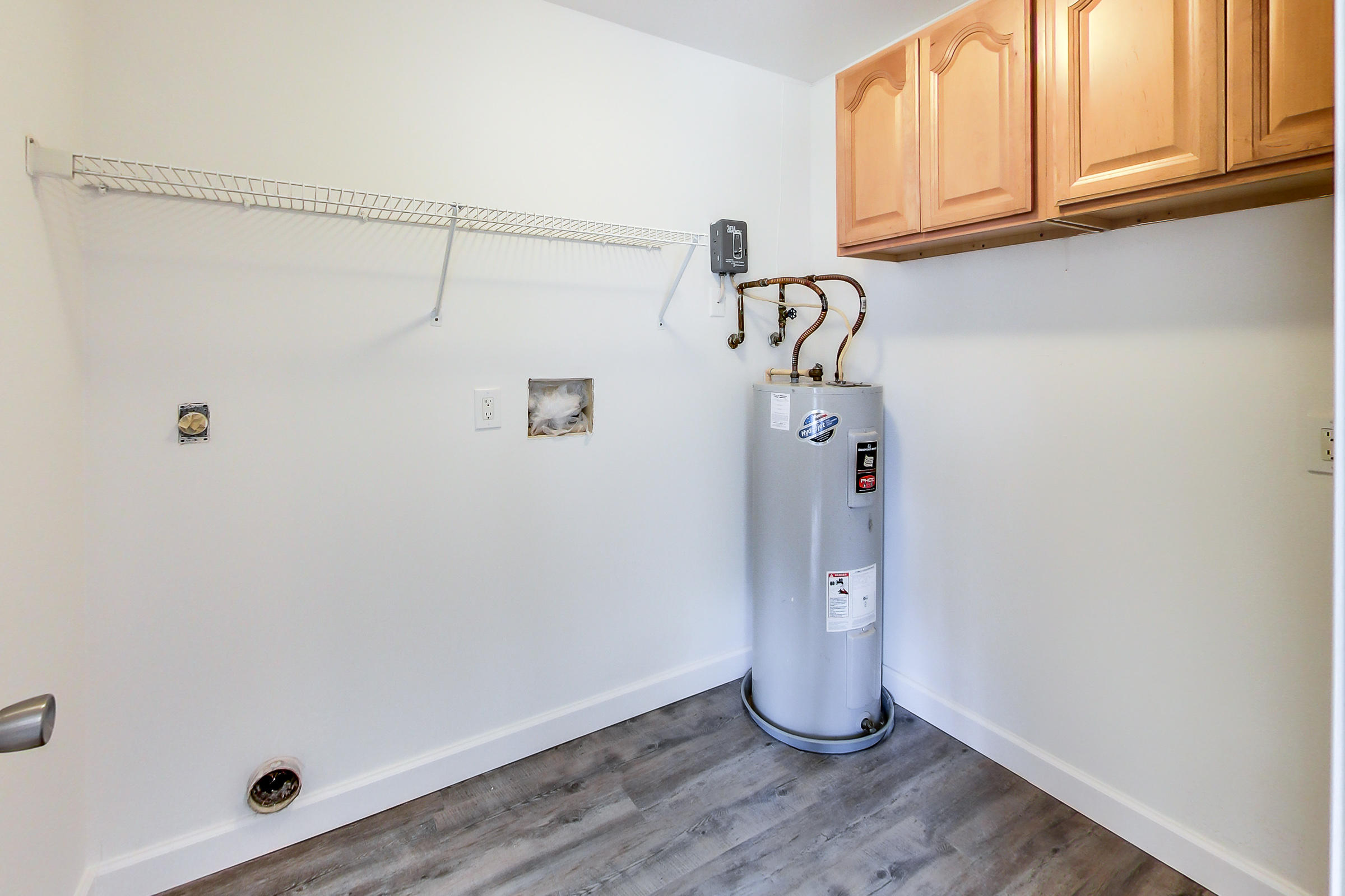 DOLPHIN ESTATES - Residential