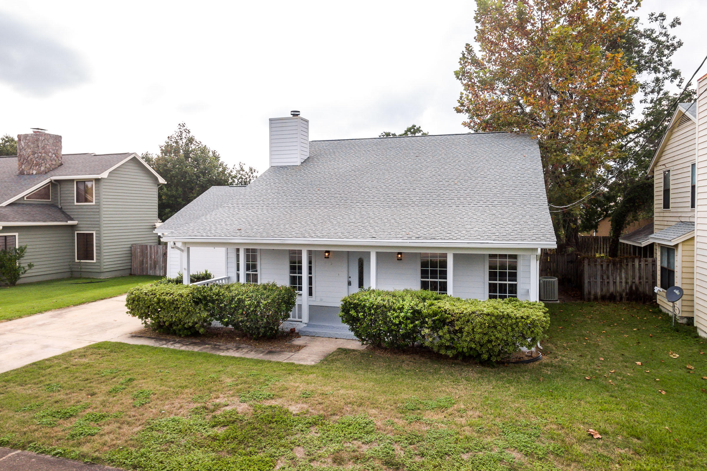 DOLPHIN ESTATES - Residential