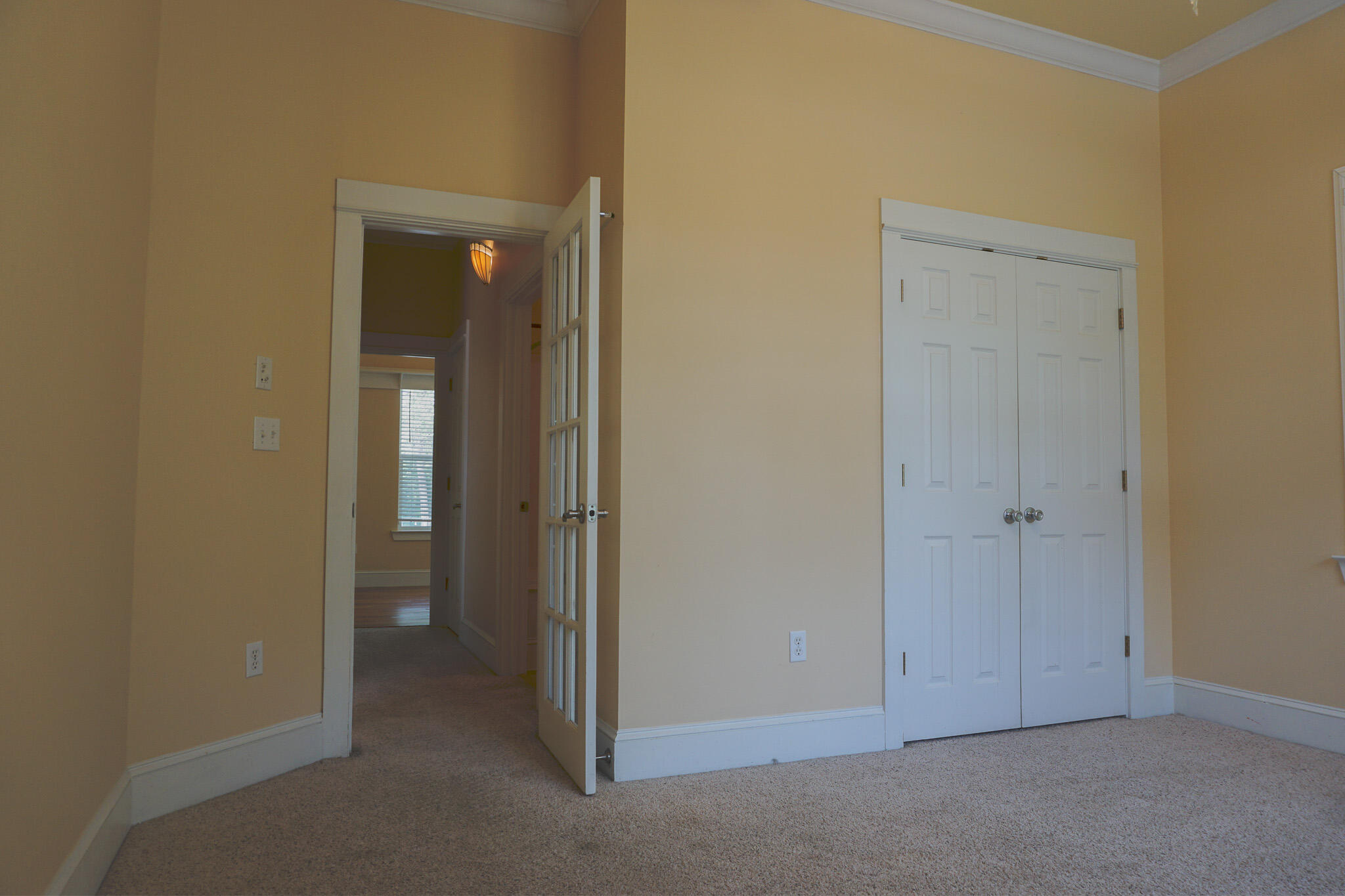 FOXWOOD ESTATES 1 - Residential Lease