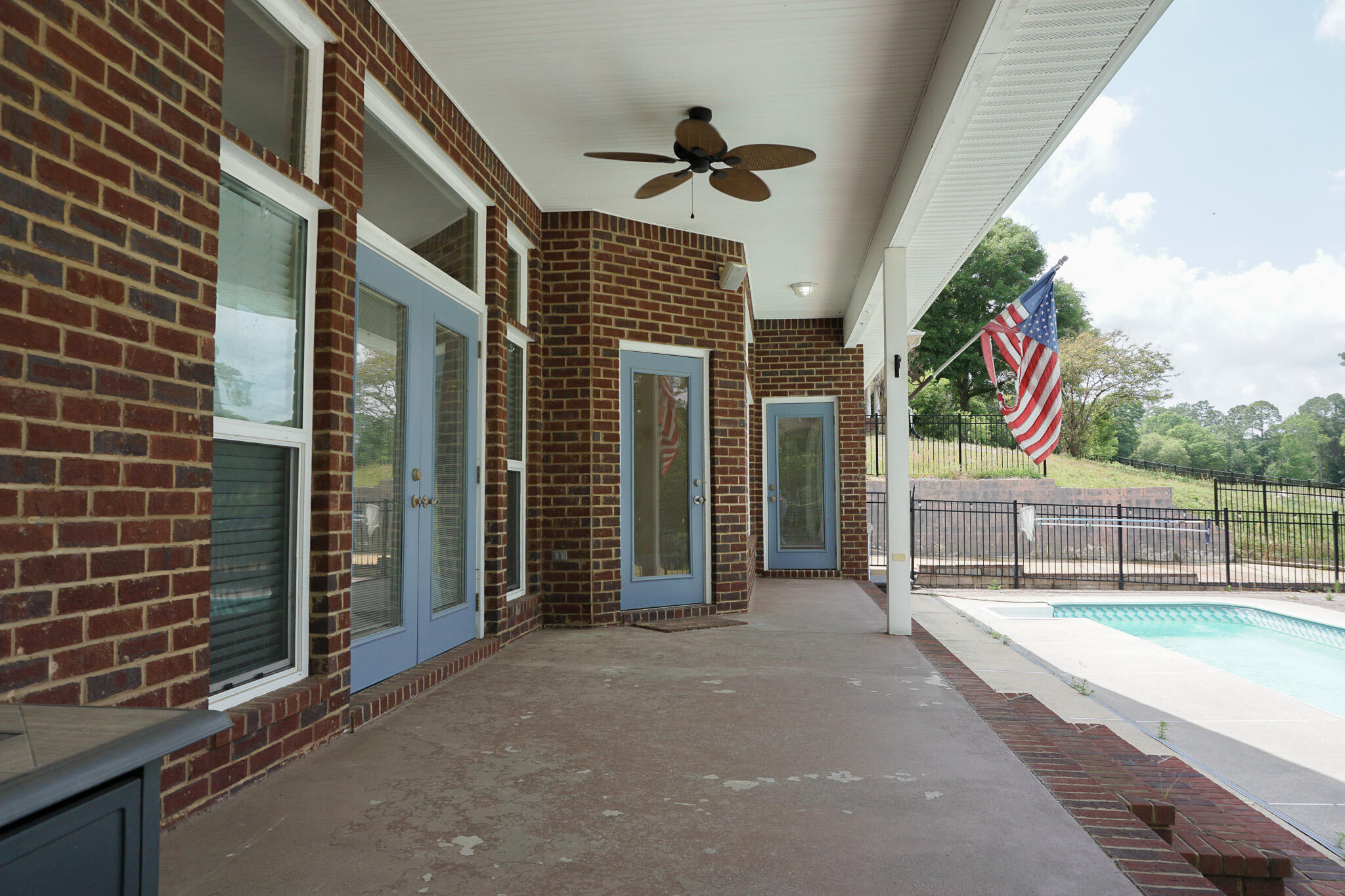 FOXWOOD ESTATES 1 - Residential Lease