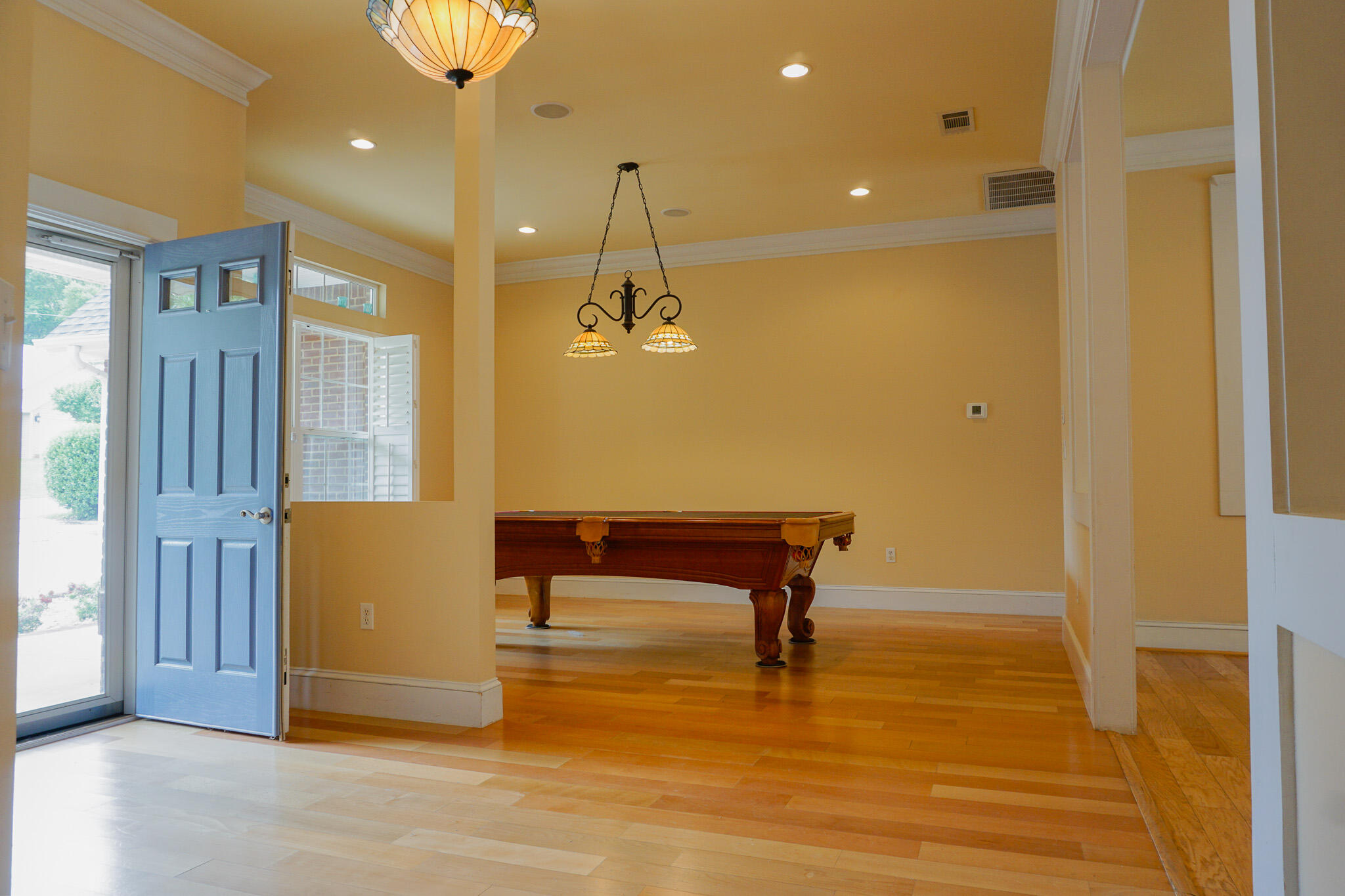 FOXWOOD ESTATES 1 - Residential Lease