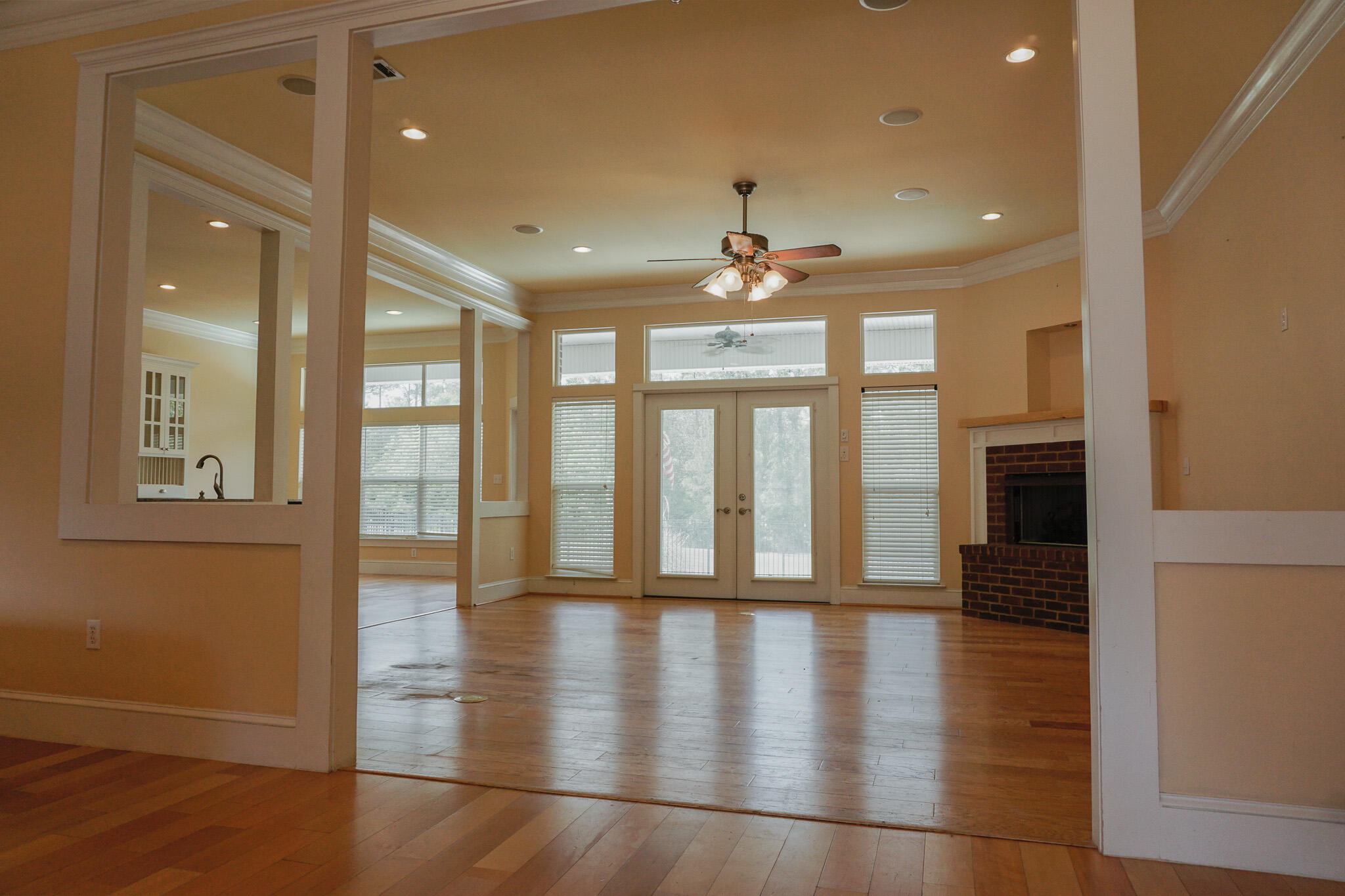 FOXWOOD ESTATES 1 - Residential Lease