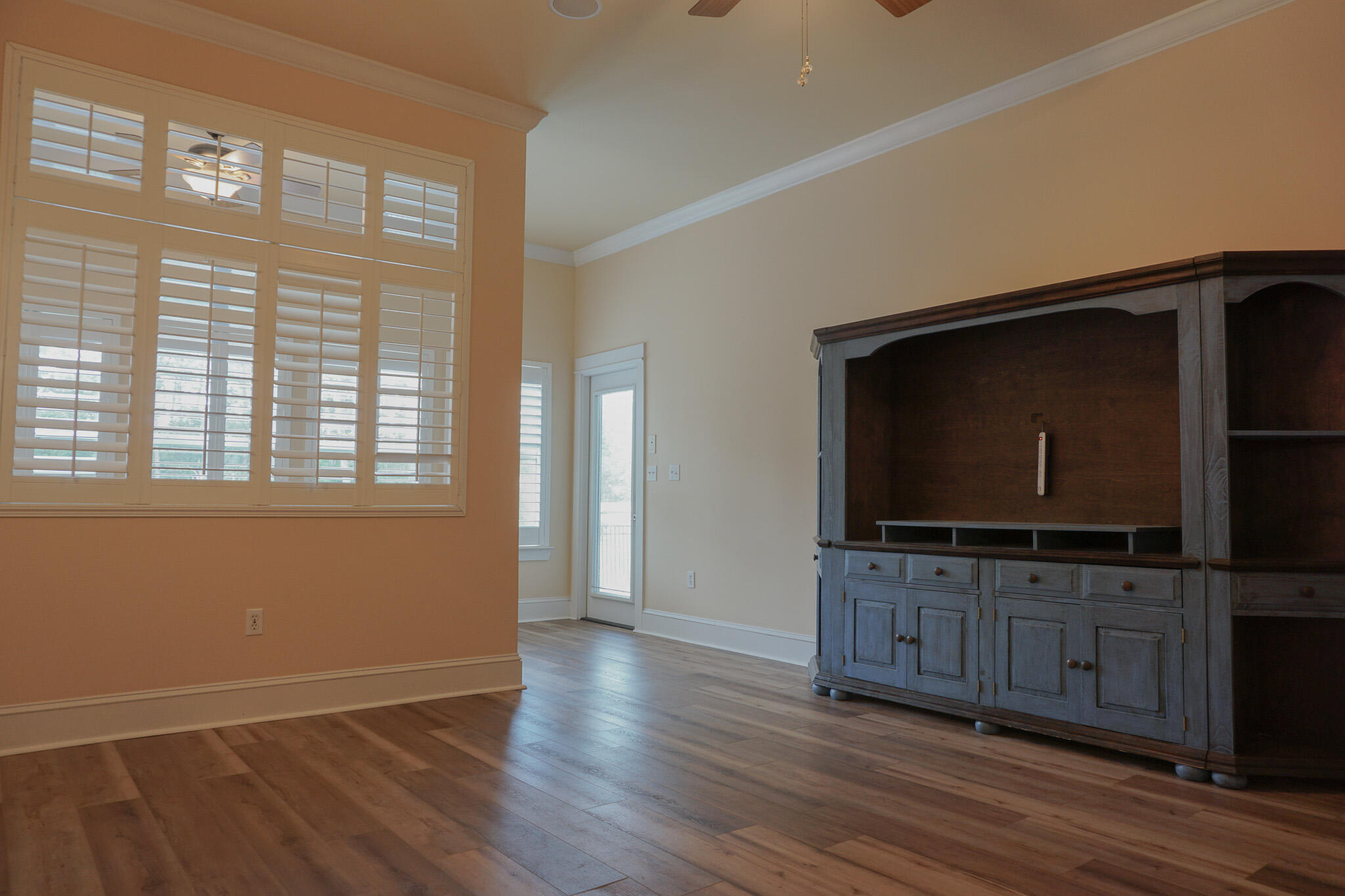 FOXWOOD ESTATES 1 - Residential Lease
