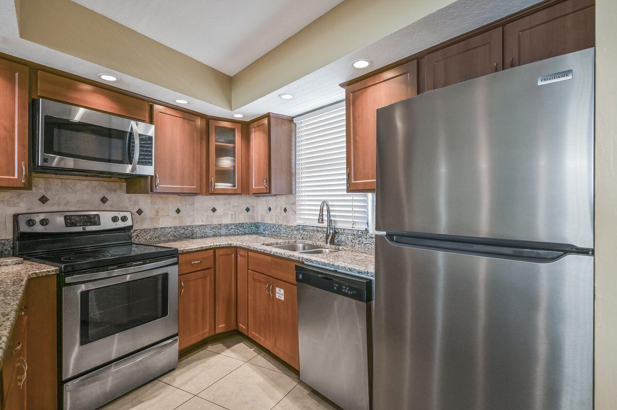 BEACHSIDE TWO - Residential