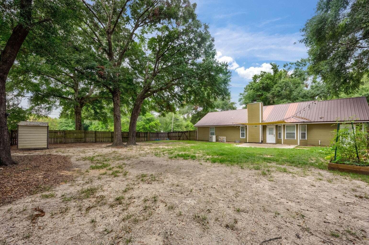 COUNTRY OAKS ESTATES PH 2 - Residential Lease